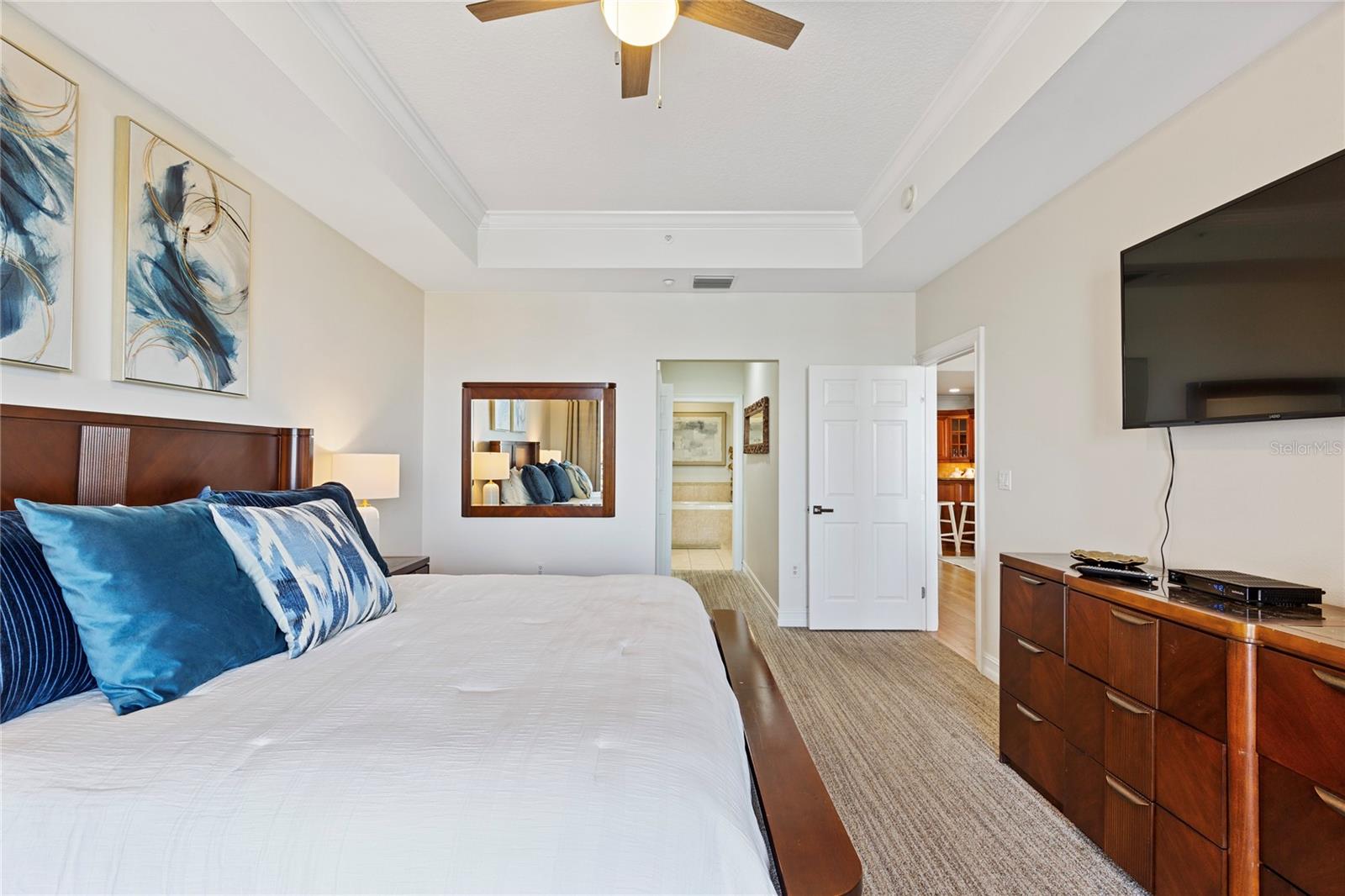 HARBORVIEW GRANDE CONDO - Residential
