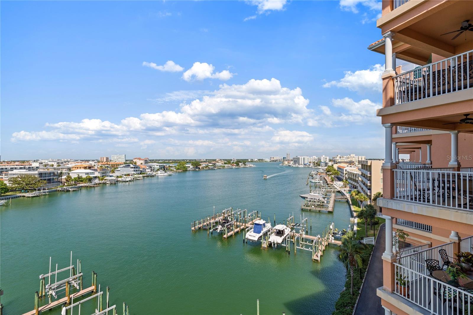 HARBORVIEW GRANDE CONDO - Residential