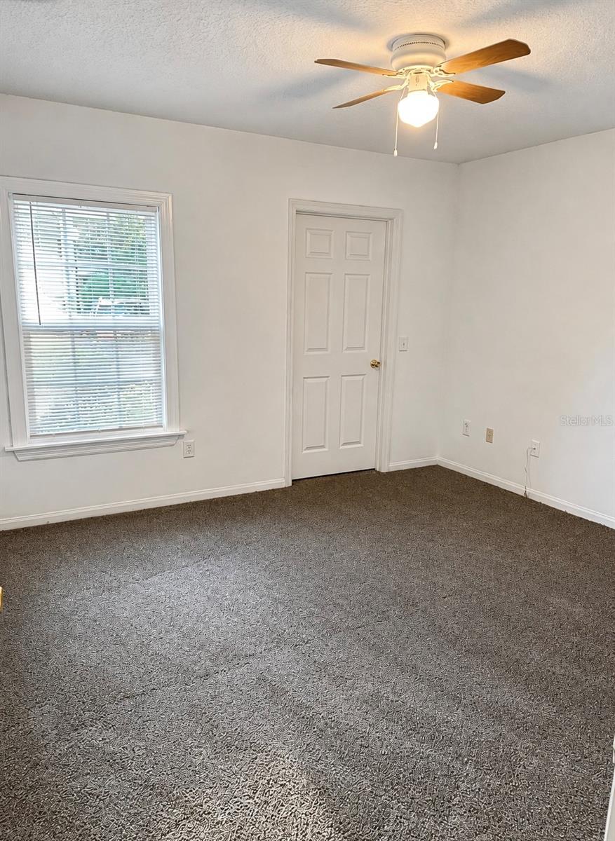 COURTNEY LNDG - Residential Lease