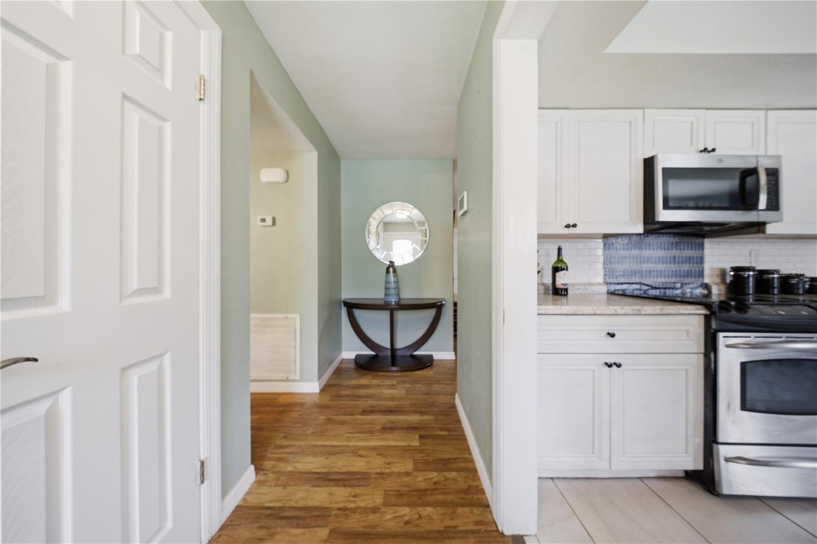 GROVELAND - Residential