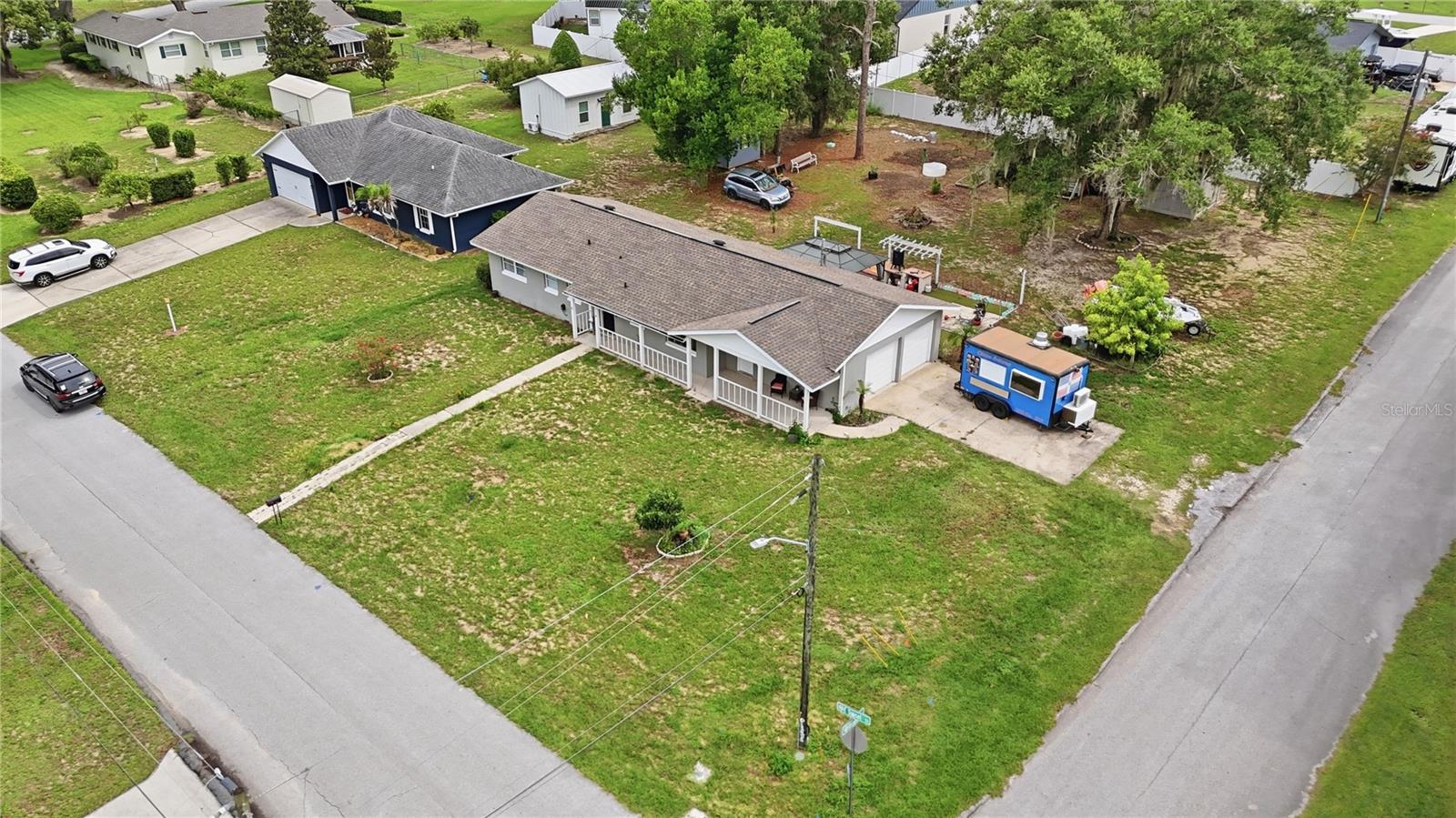 GROVELAND - Residential