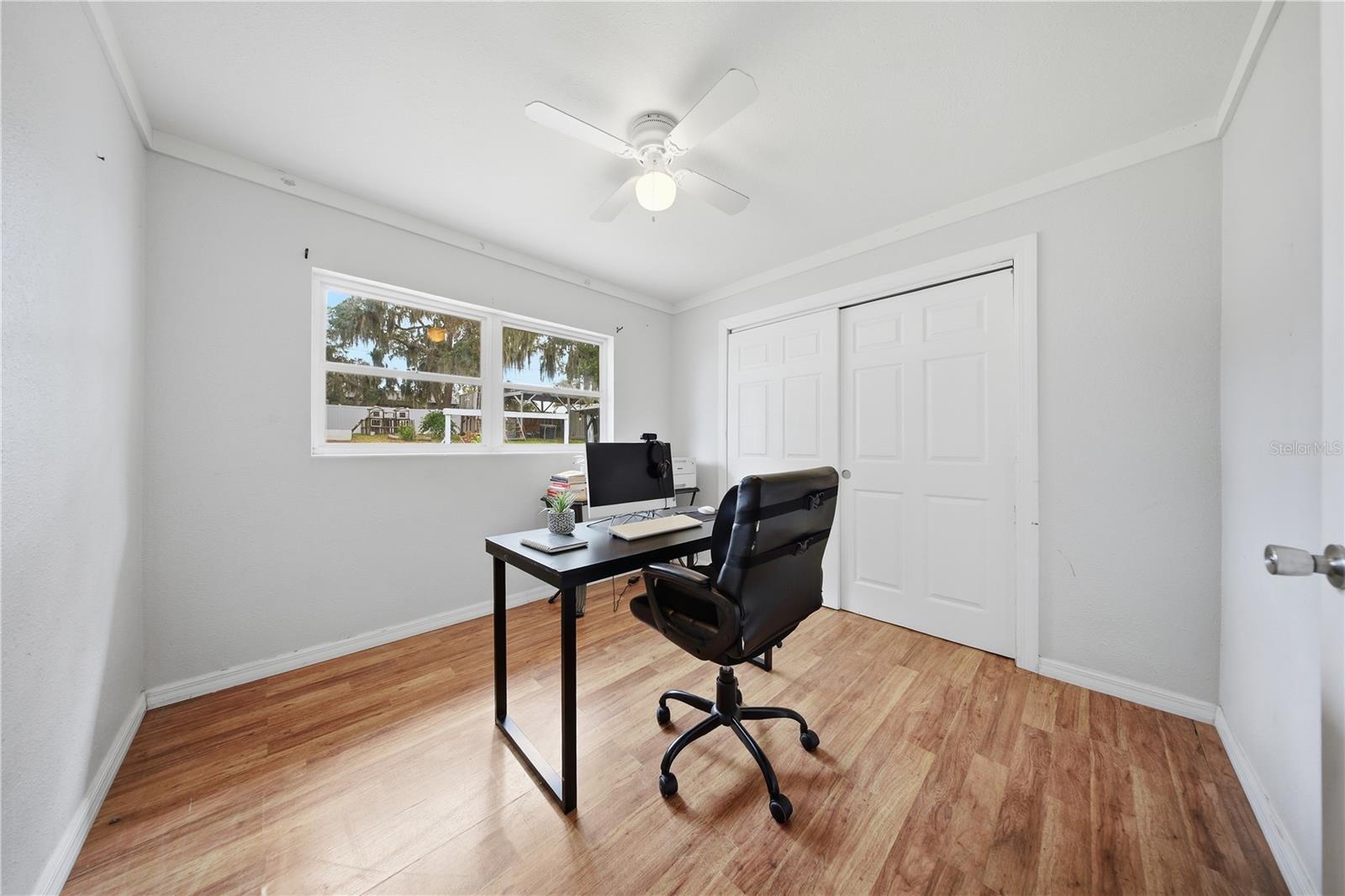 GROVELAND - Residential