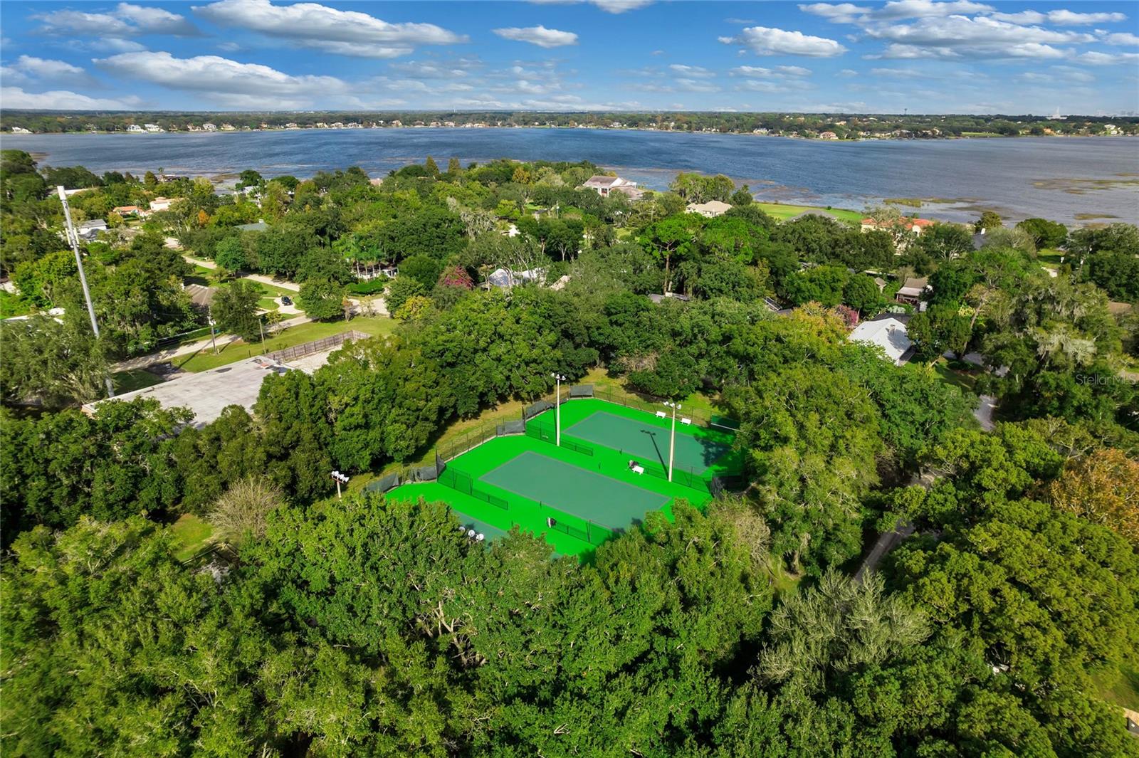 WINDERMERE TOWN - Residential