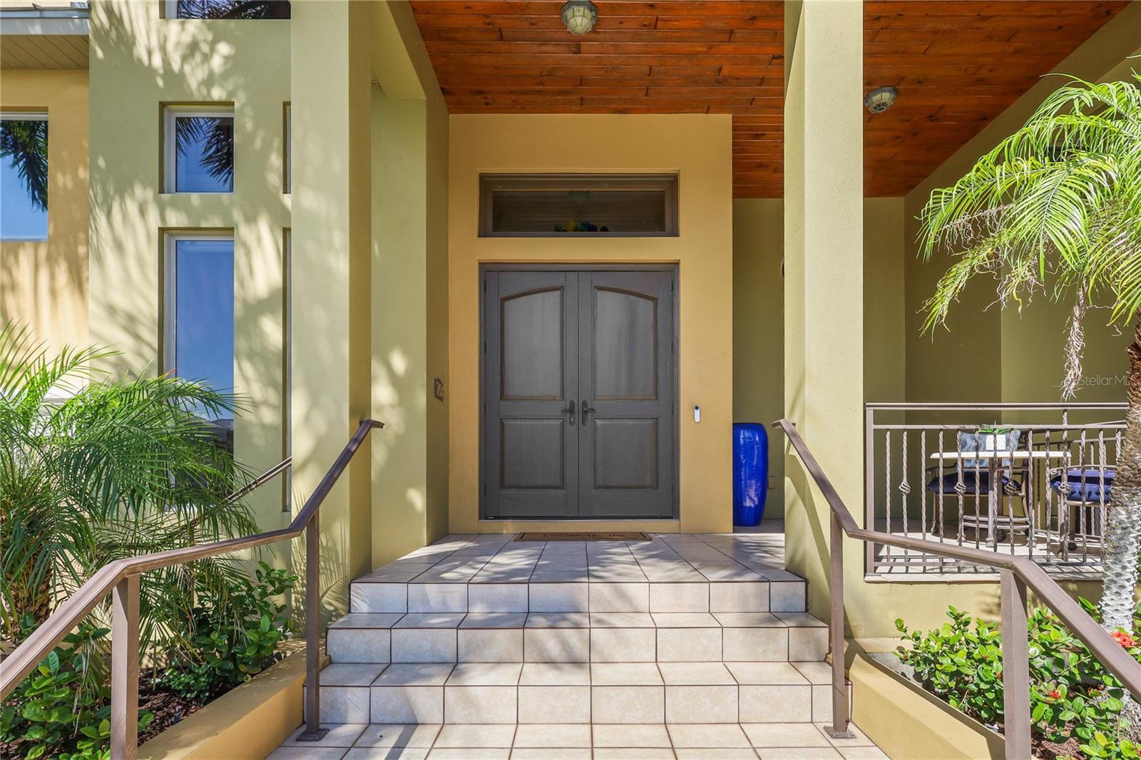 HAWKS HARBOR - Residential