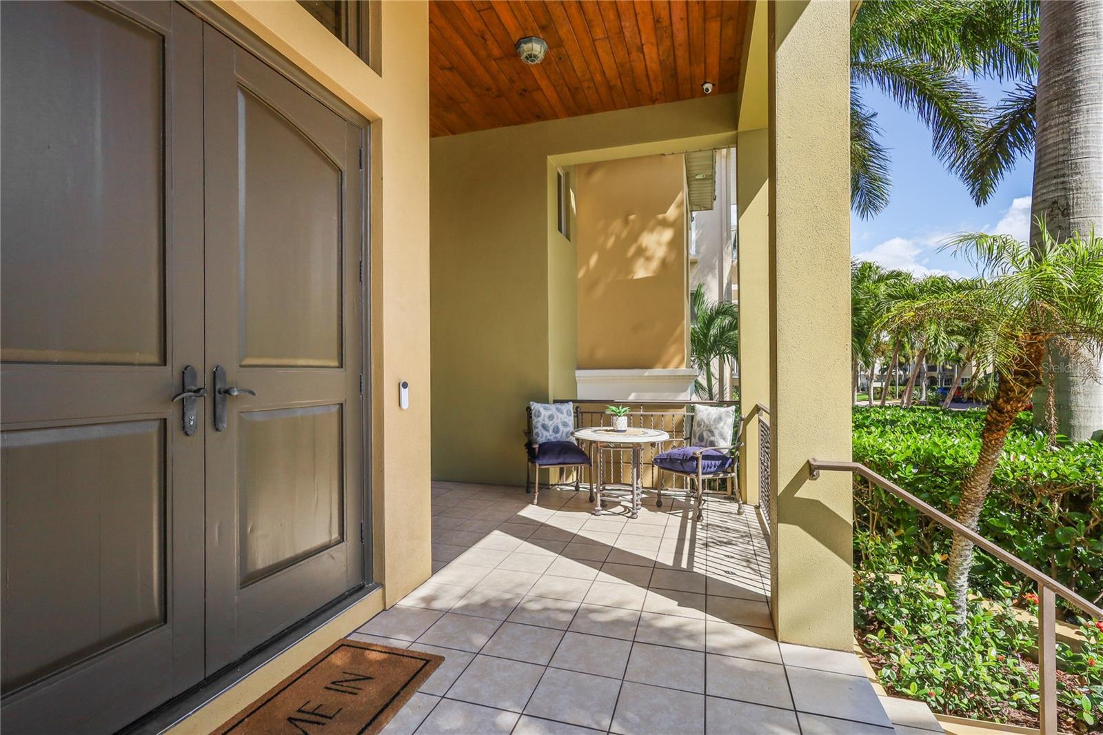 HAWKS HARBOR - Residential