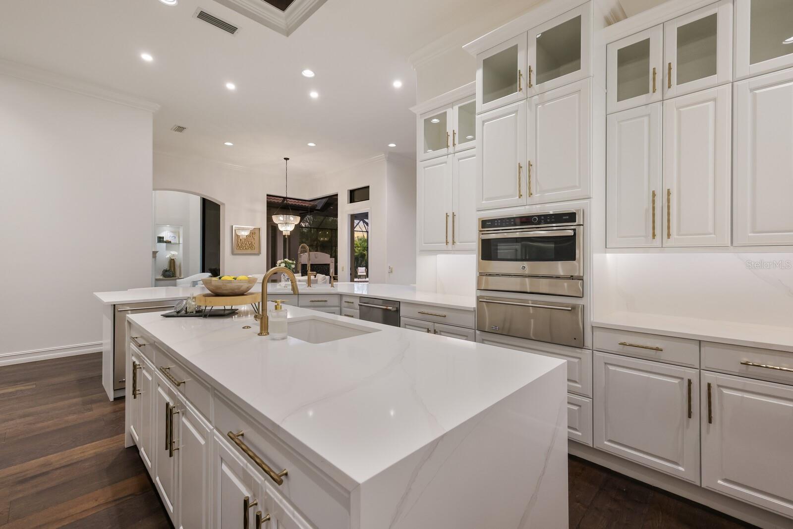 LAKEWOOD RANCH COUNTRY CLUB VILLAGE EE 2A-2E - Residential