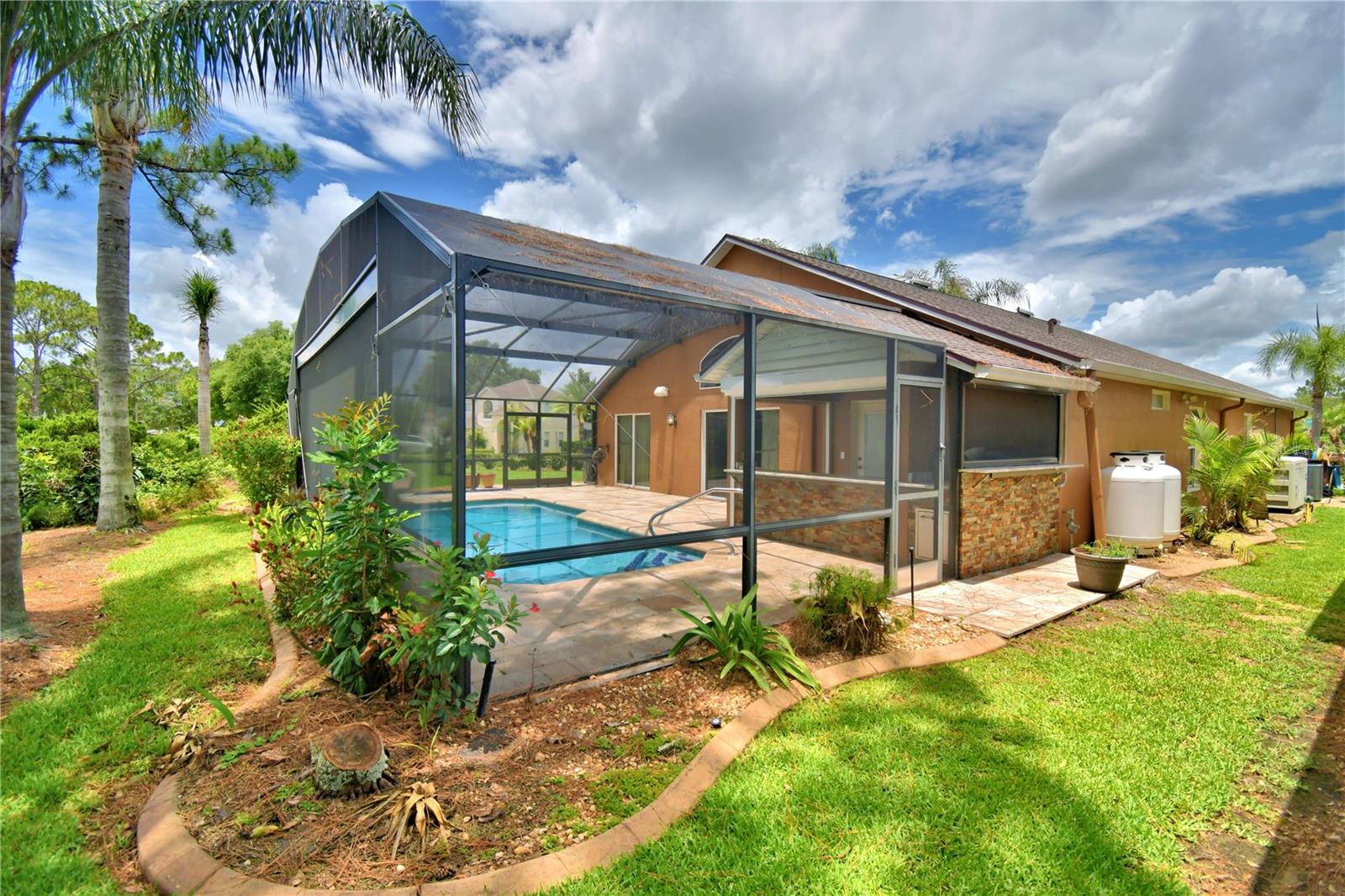 SOUTHERN DUNES, KOKOMO BAY - Residential
