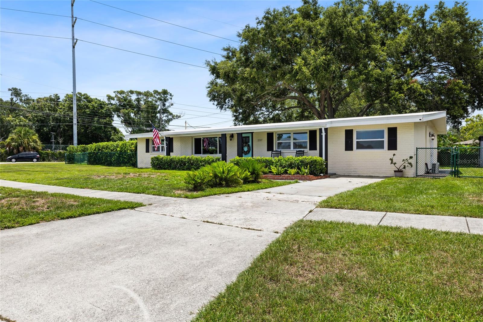 CLEARWATER MANOR - Residential