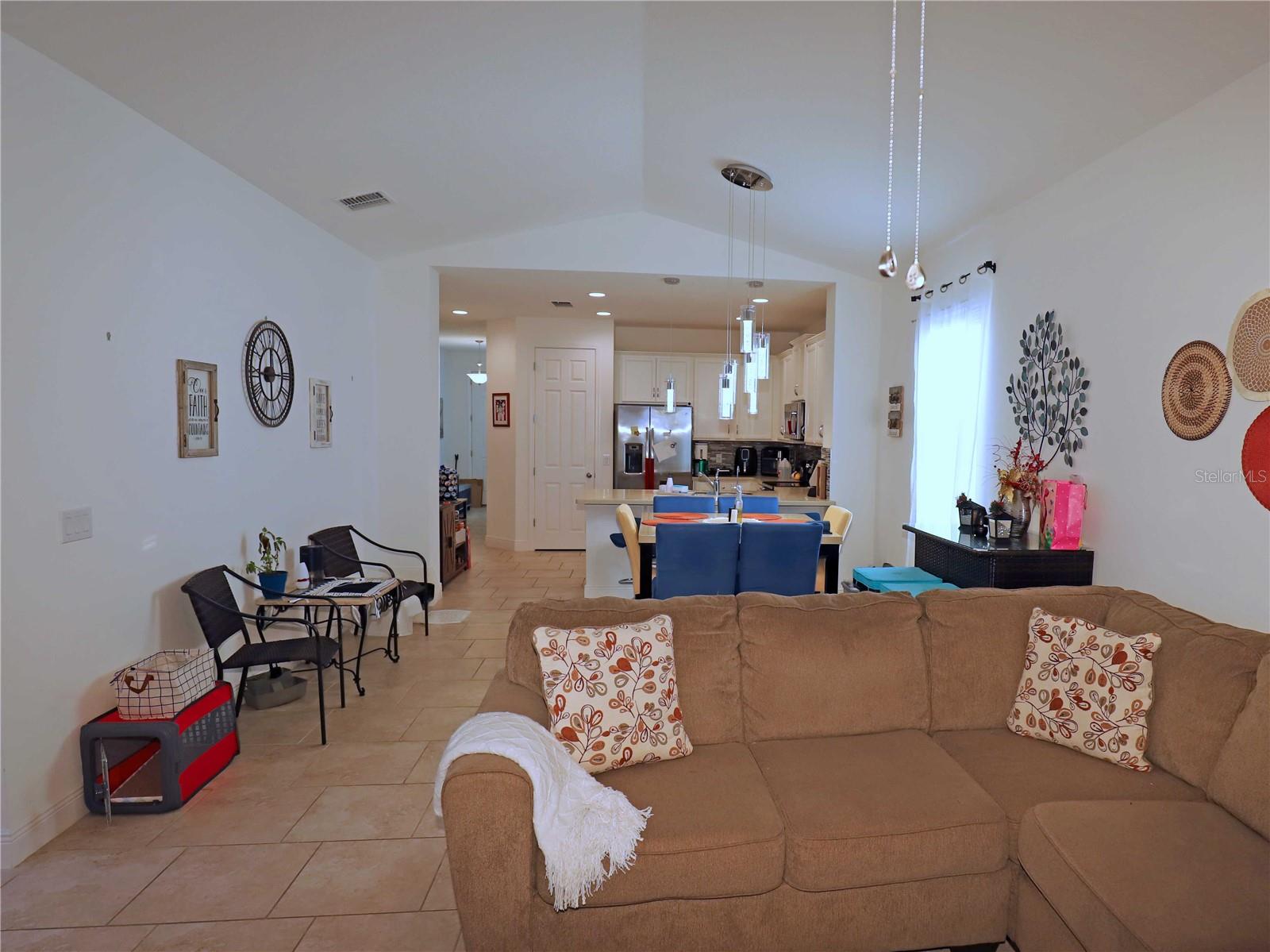 HANOVER LAKES PH 1A - Residential Lease