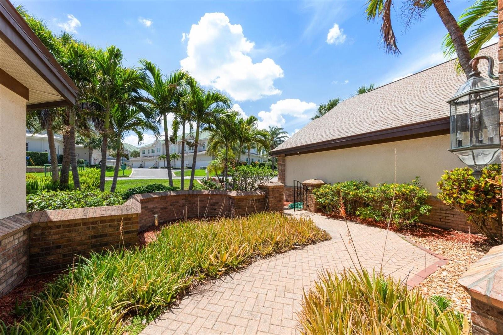 GATEHOUSE WOODS - Residential
