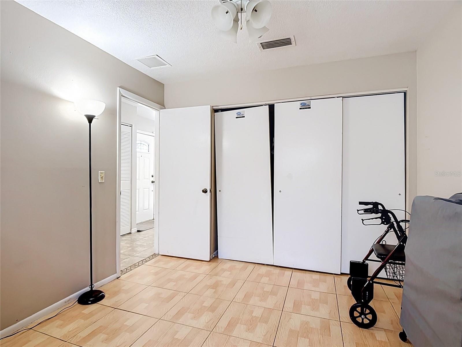 BVL UNIT 6 5TH ADD - Residential