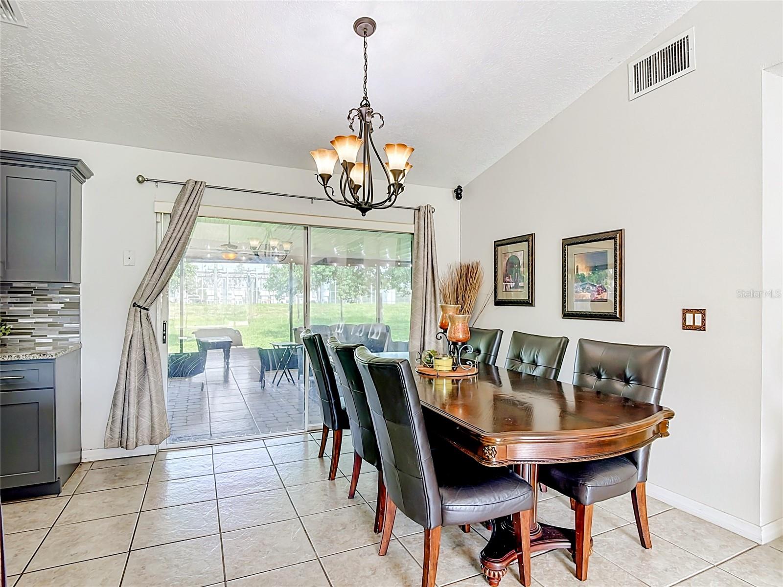 BVL UNIT 6 5TH ADD - Residential
