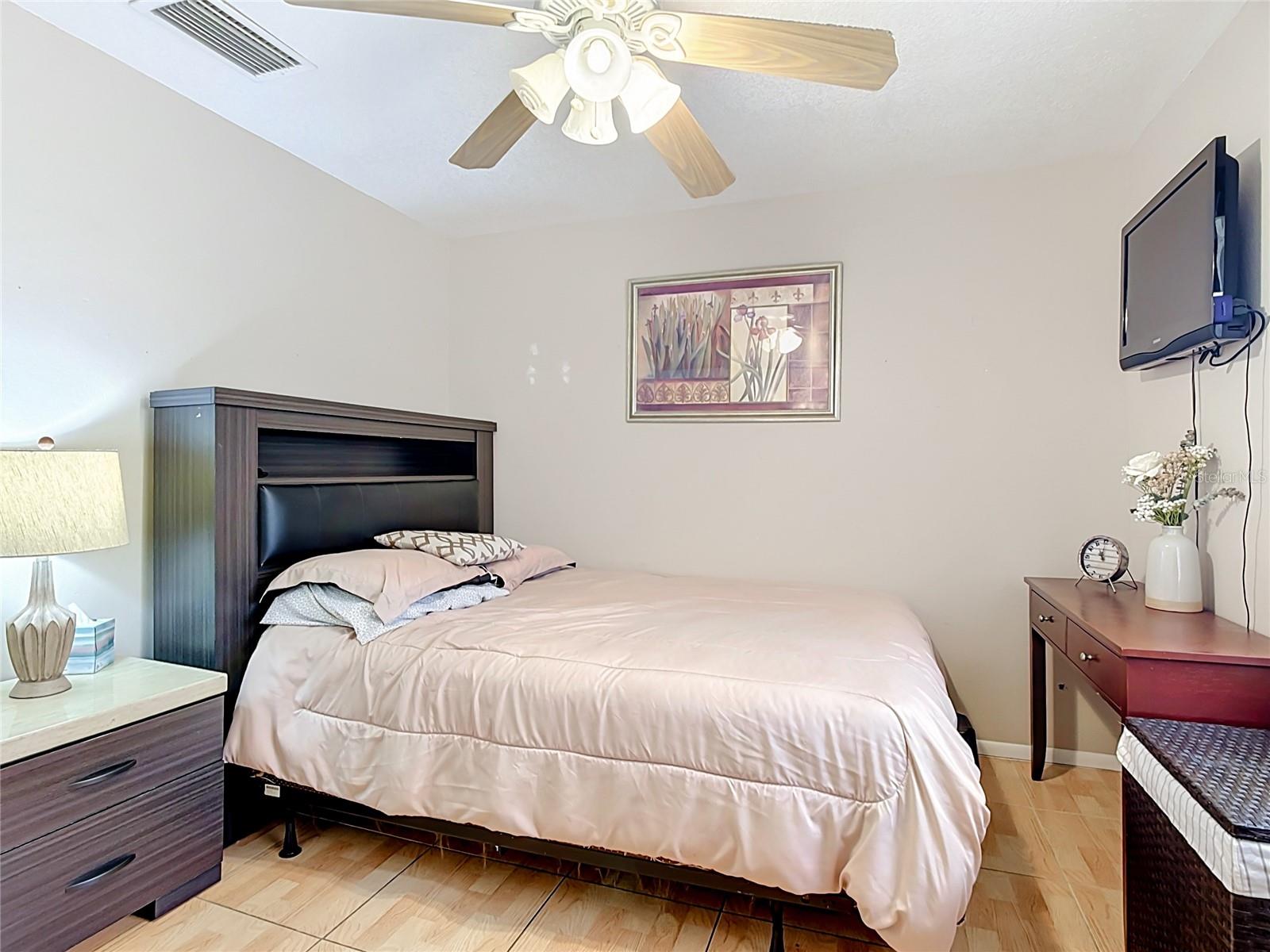 BVL UNIT 6 5TH ADD - Residential