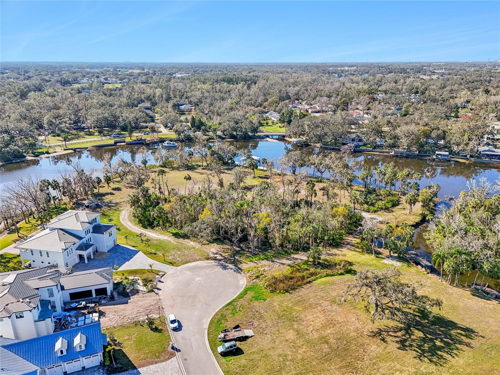 ALAFIA POINTE ESTATES - Land