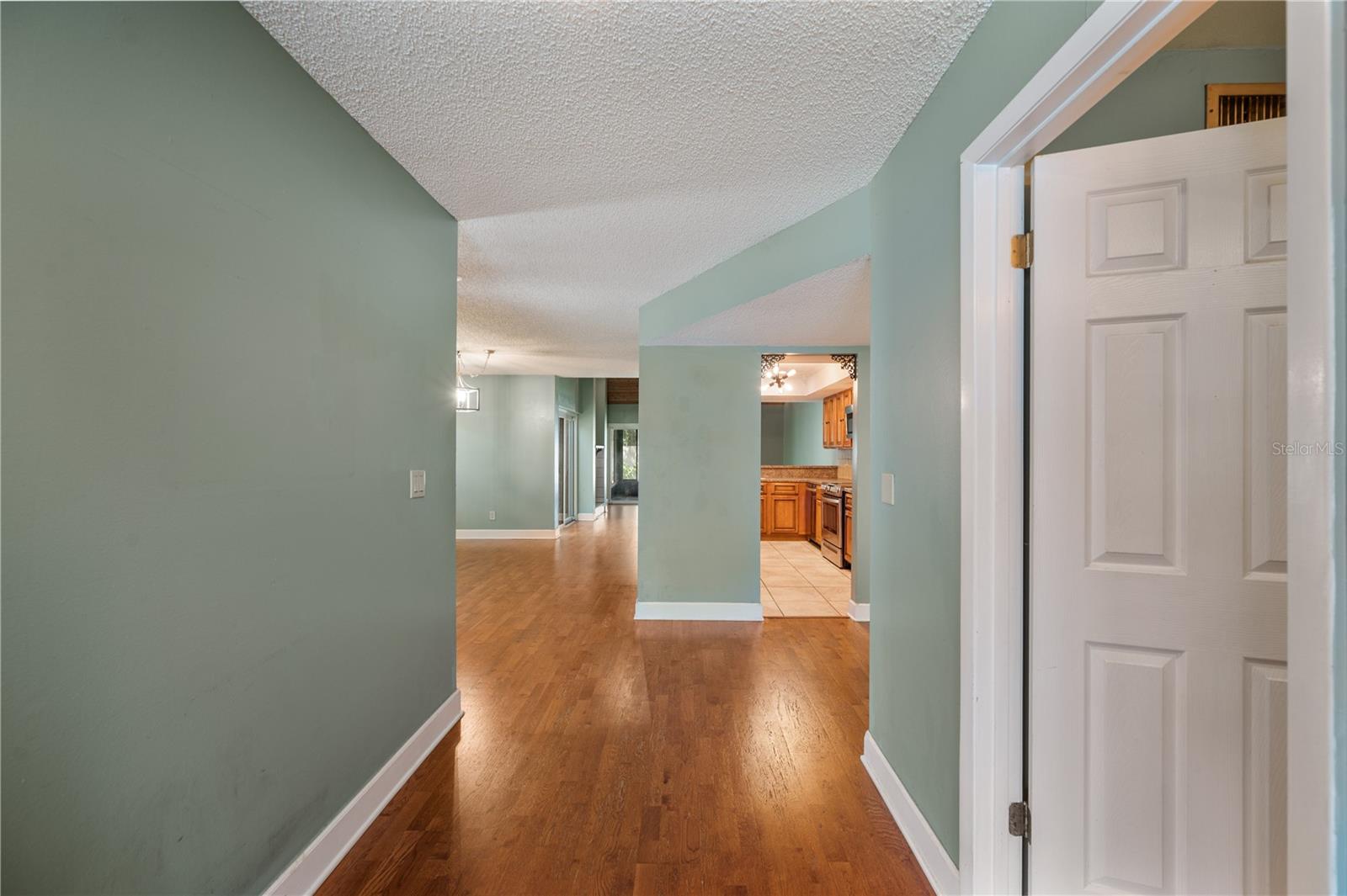 CREEK WOODS A CONDO IN IMPERIALAKES PH 02 SEC 03 - Residential