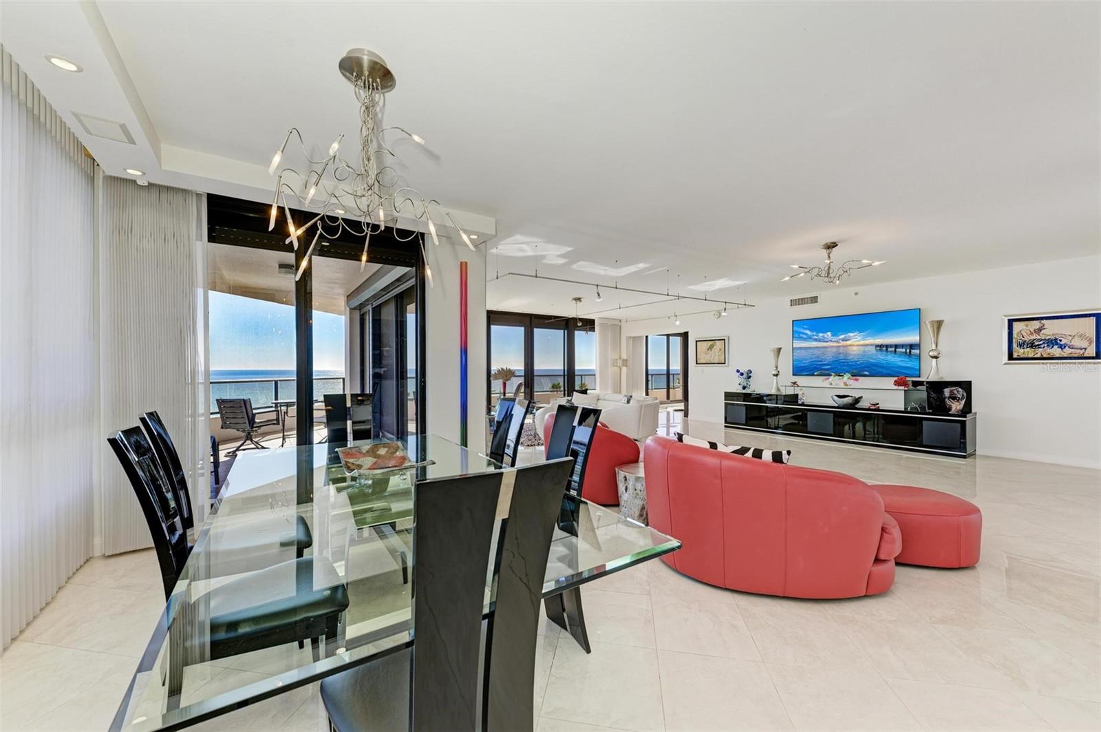SANCTUARY - Residential