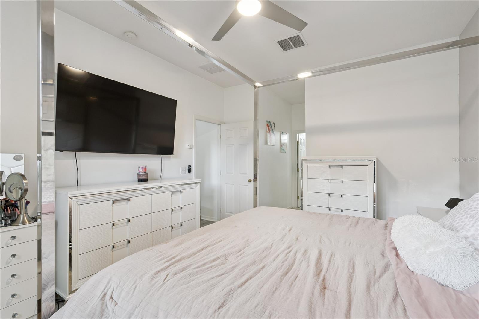 PLYMOUTH LANDING PH 02 49 20 - Residential