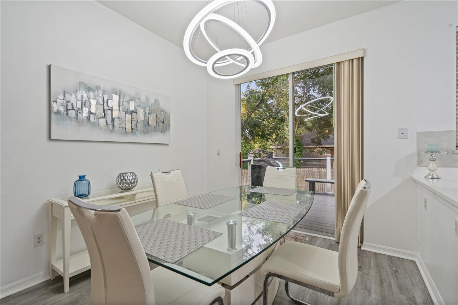 PLYMOUTH LANDING PH 02 49 20 - Residential