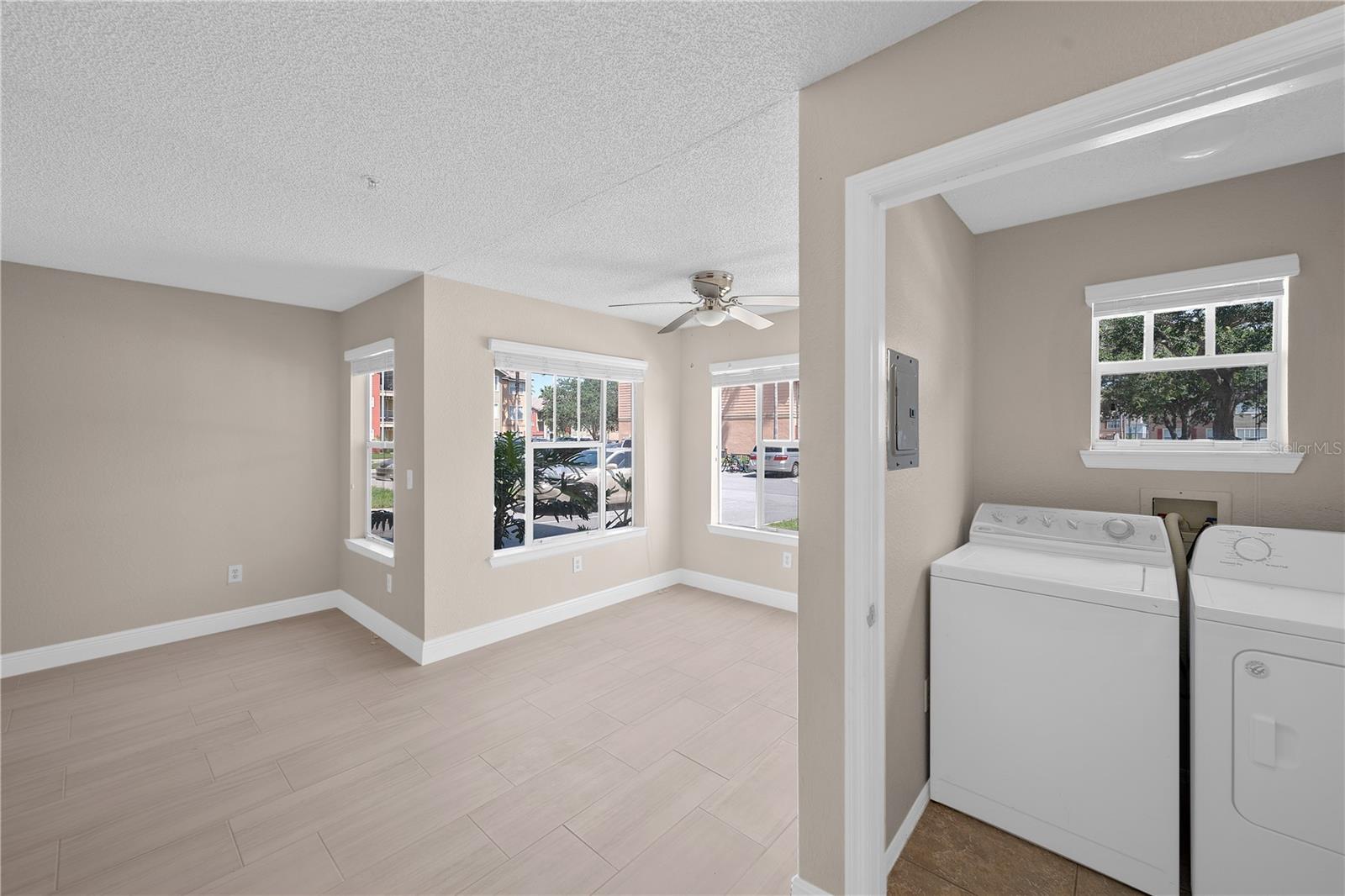 VILLAS DEL SOL AT KISSIMMEE CONDO INC - Residential Lease