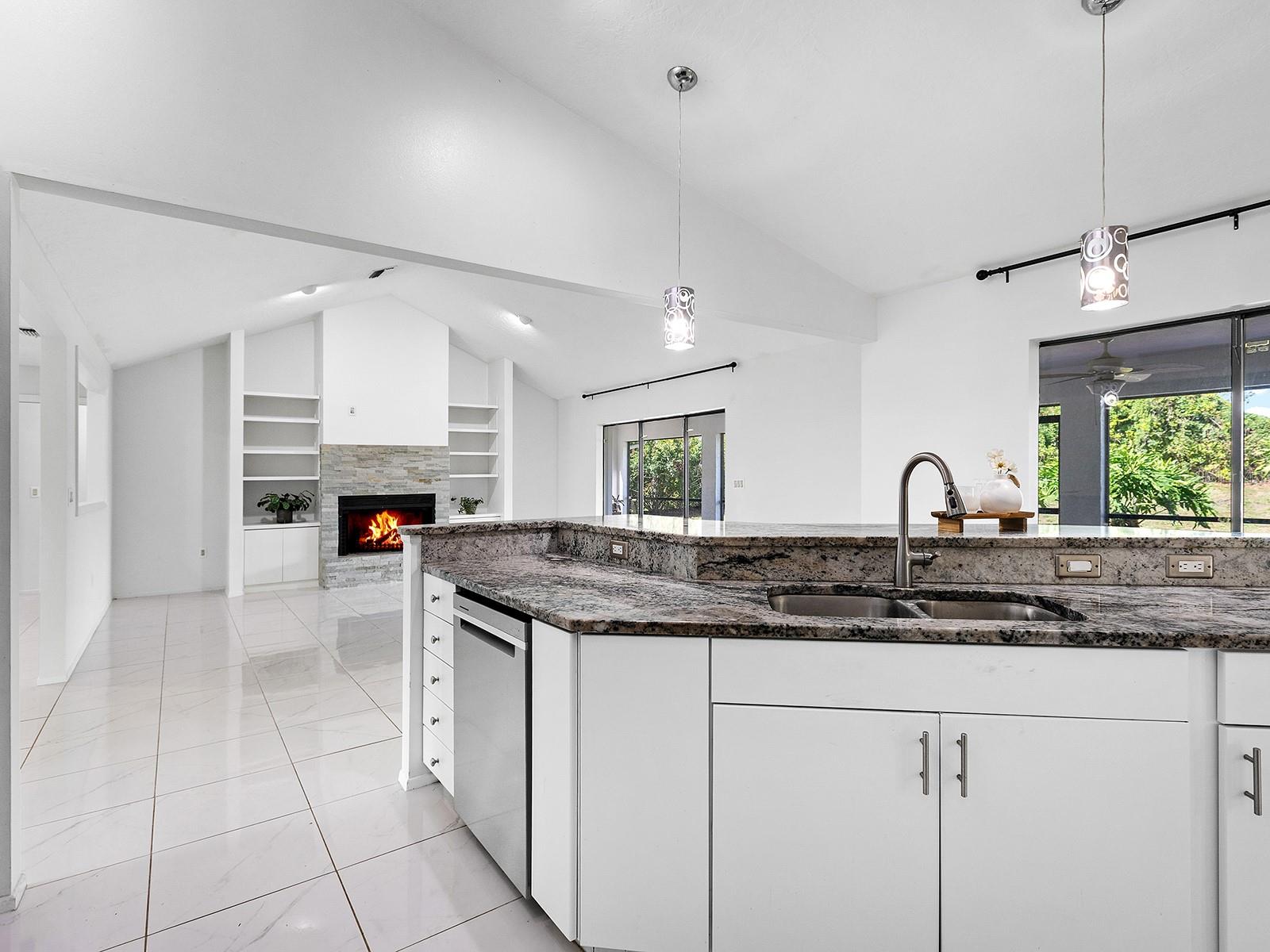 LAKES ESTATES THE - Residential Lease