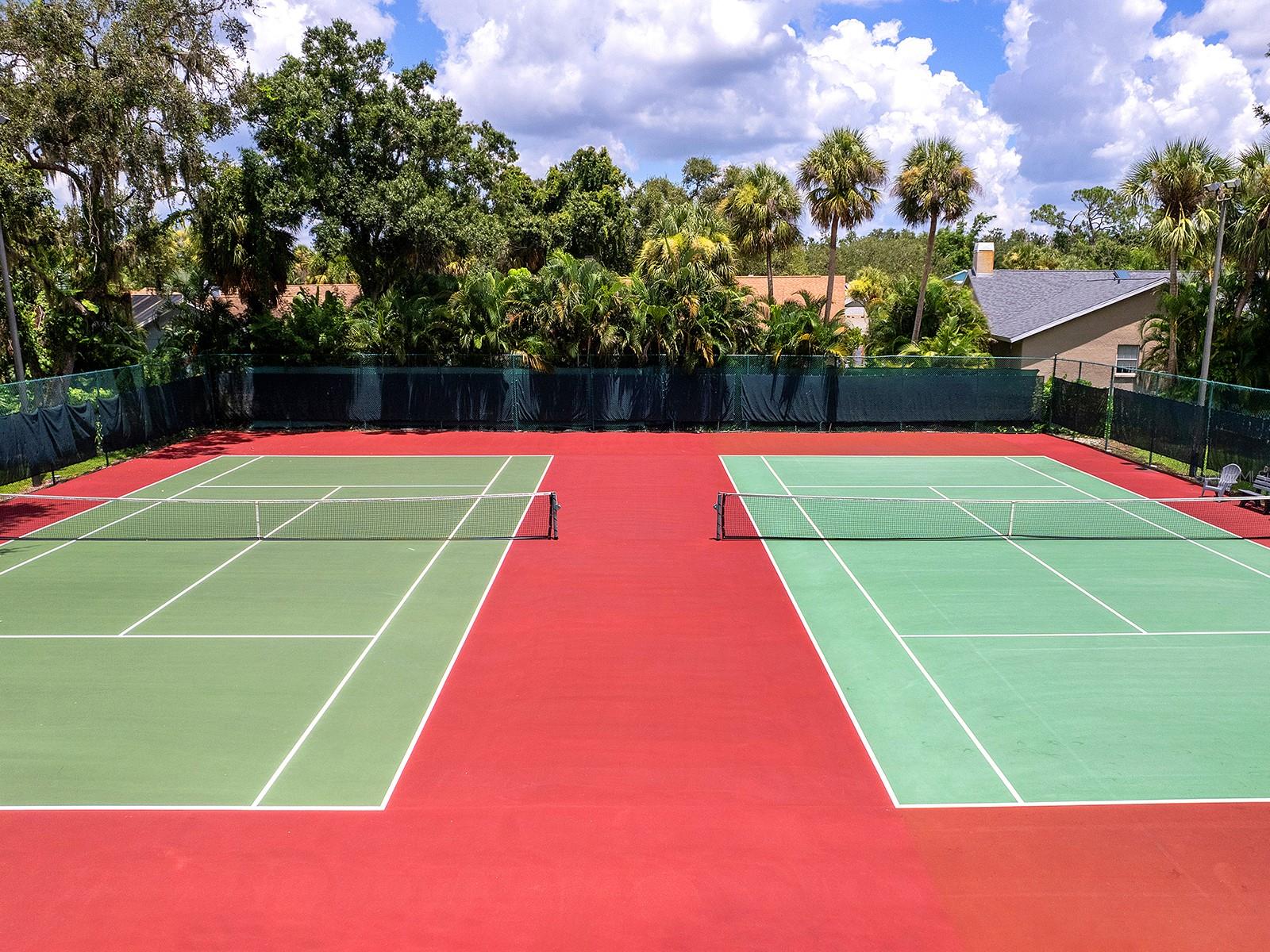 LAKES ESTATES THE - Residential Lease