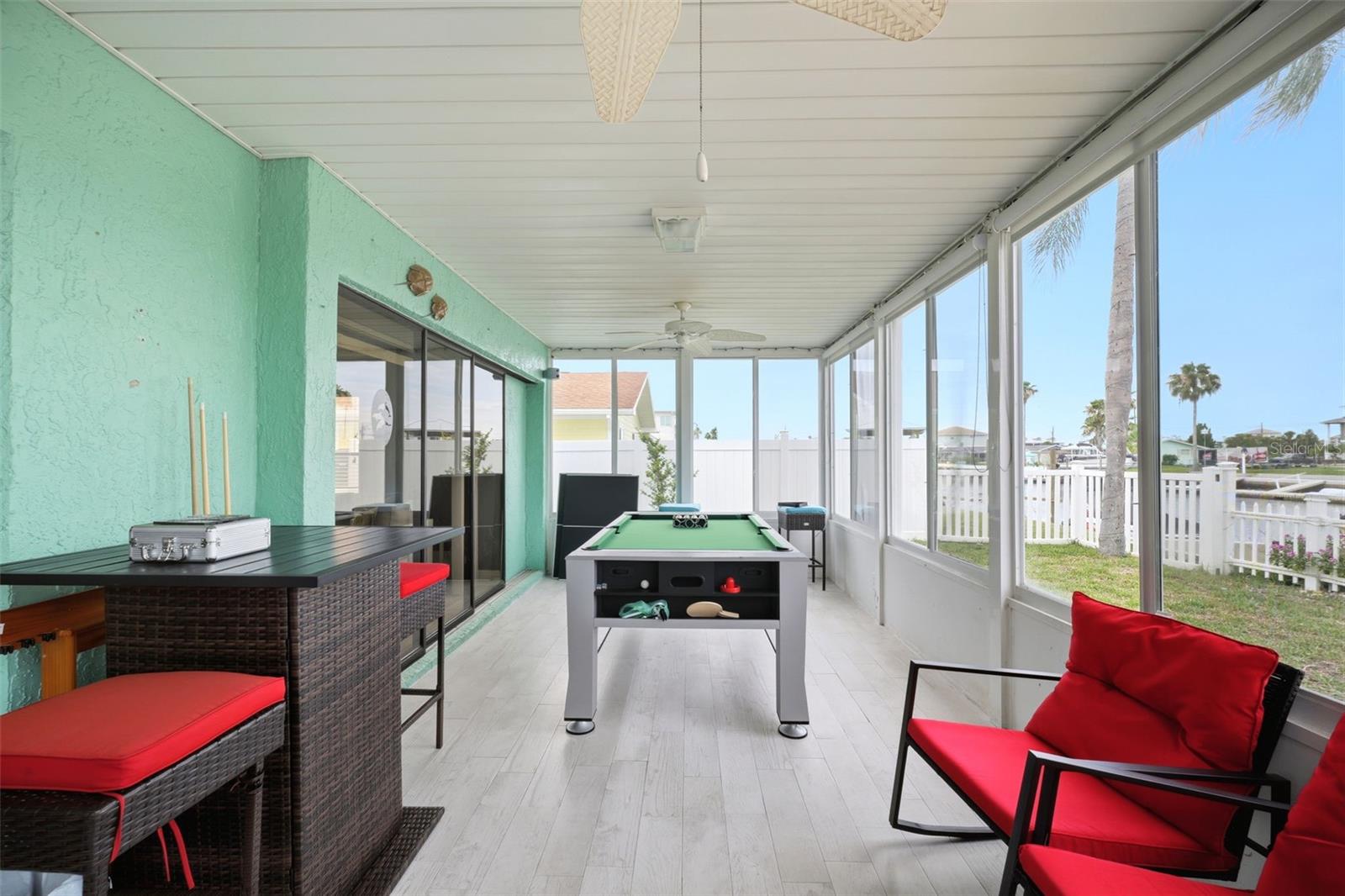 GULF COAST RET UNIT 6 - Residential