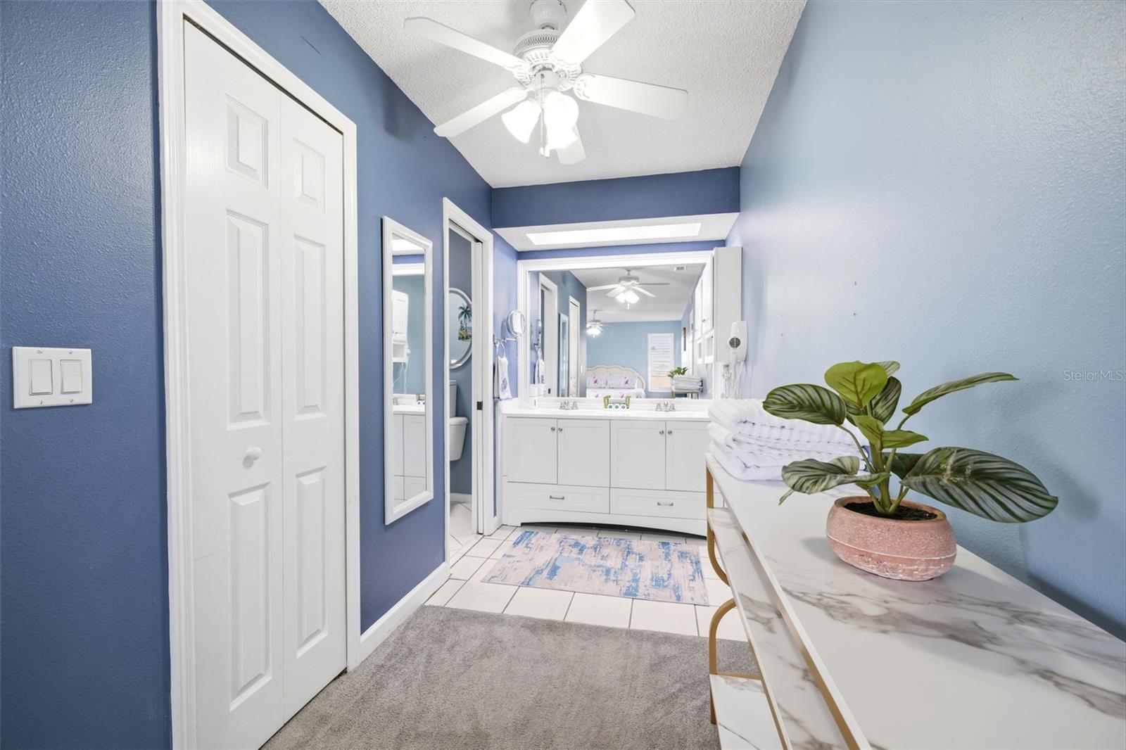GULF COAST RET UNIT 6 - Residential