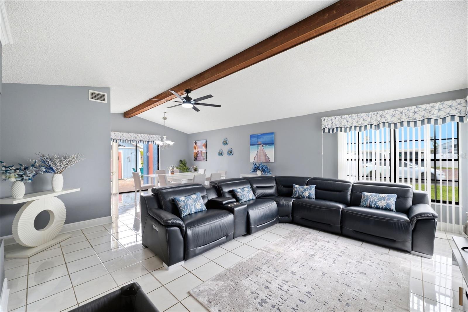 GULF COAST RET UNIT 6 - Residential
