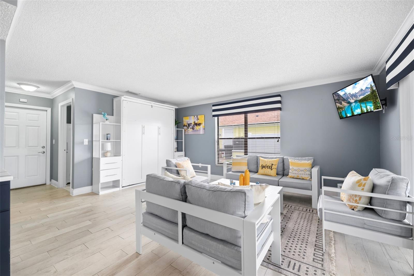 GULF COAST RET UNIT 6 - Residential