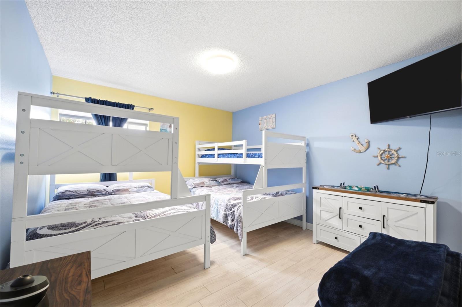 GULF COAST RET UNIT 6 - Residential