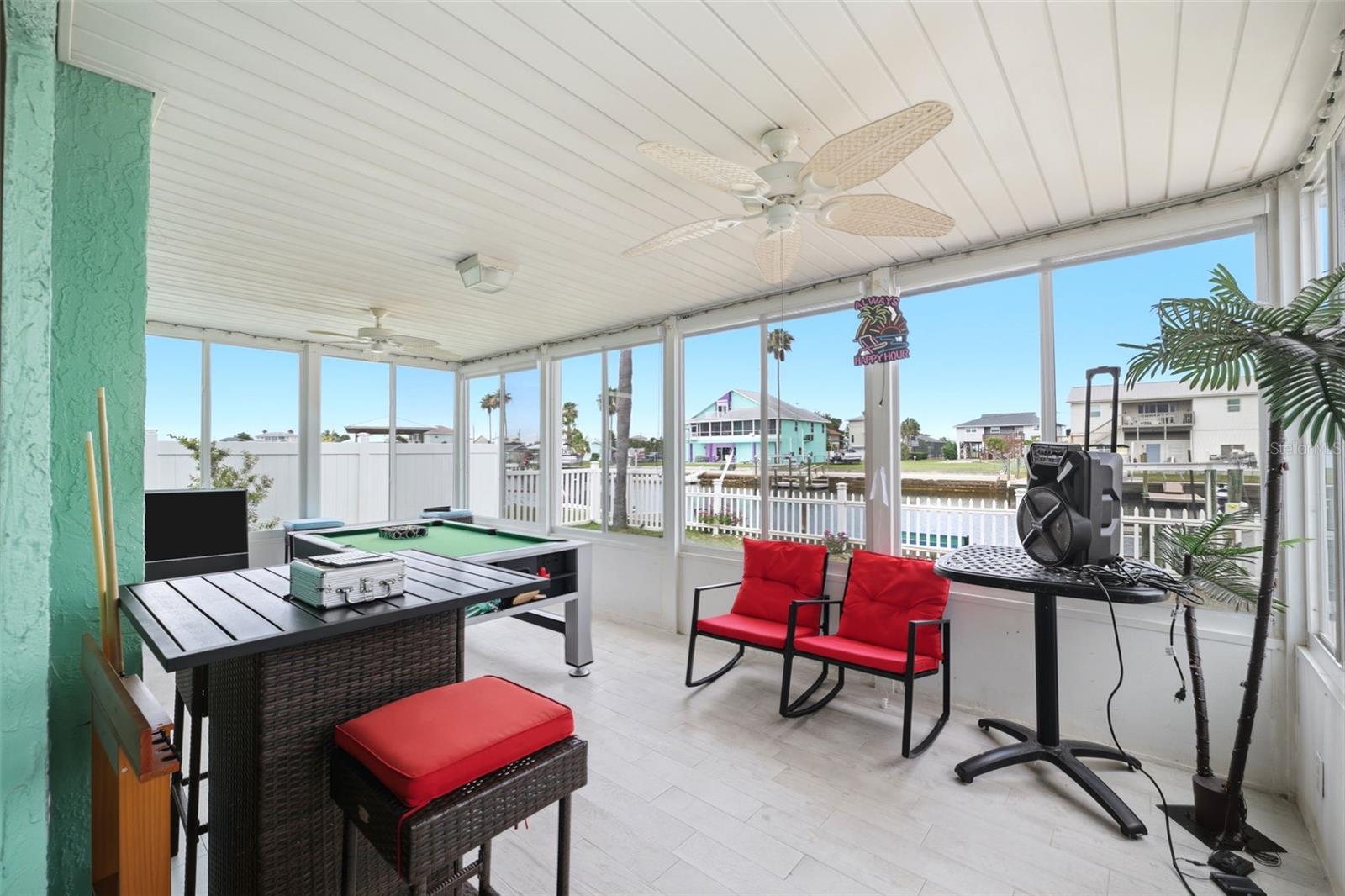 GULF COAST RET UNIT 6 - Residential