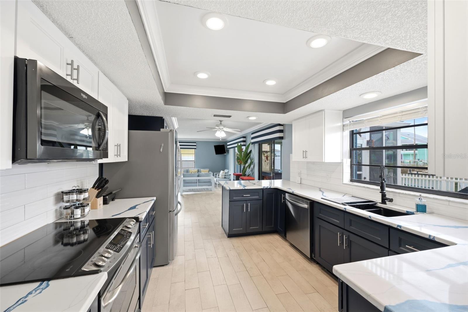 GULF COAST RET UNIT 6 - Residential