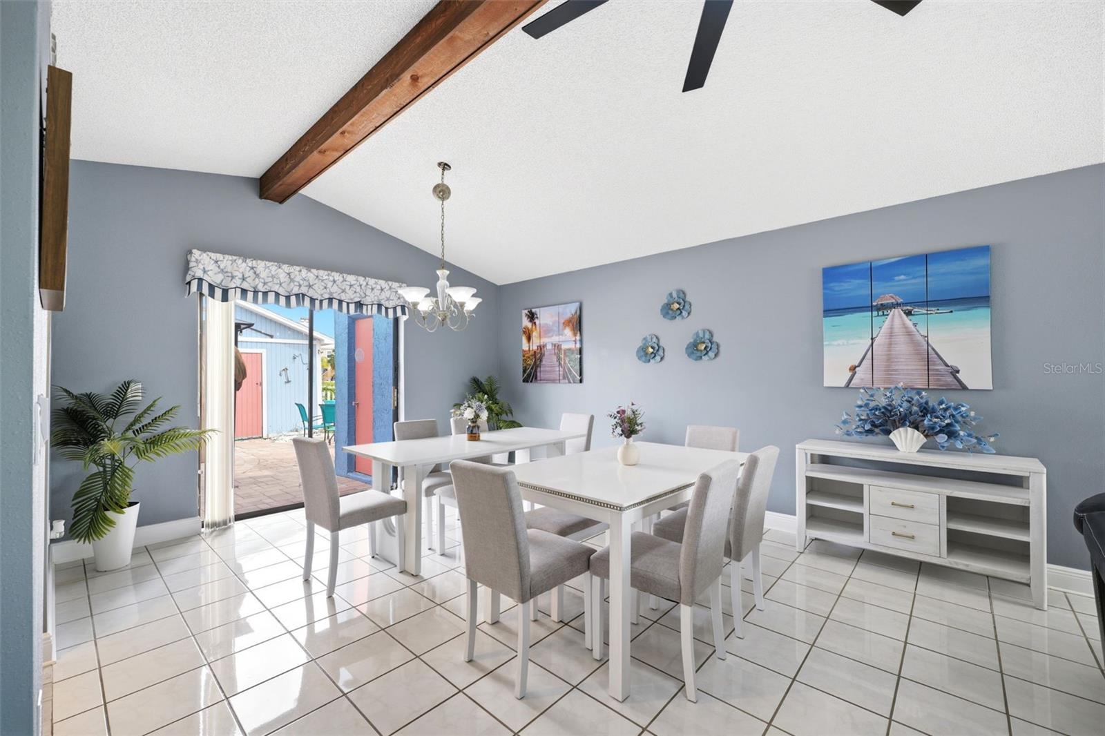 GULF COAST RET UNIT 6 - Residential
