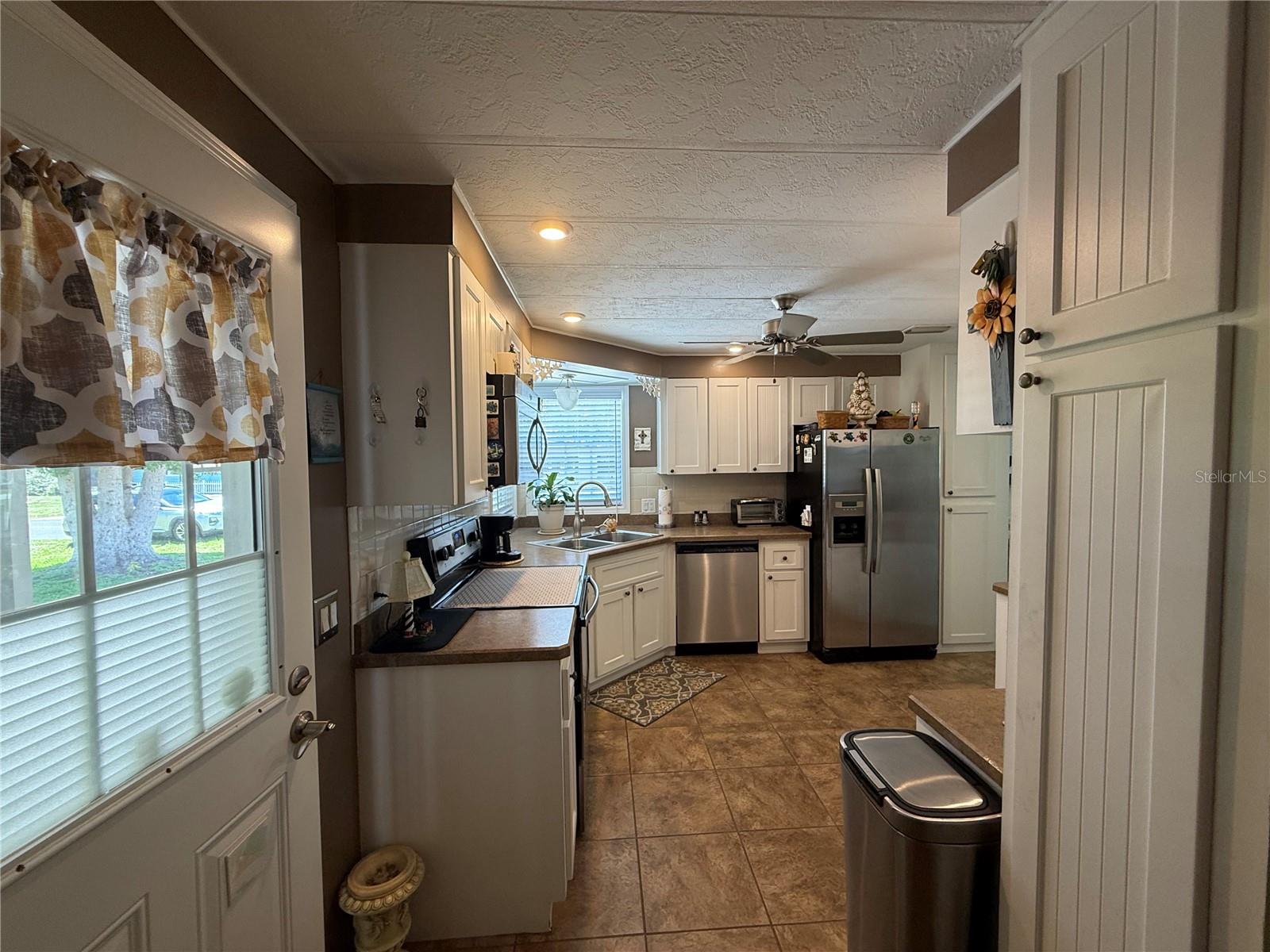 CONTINENTAL CC INC RESORTS - Residential