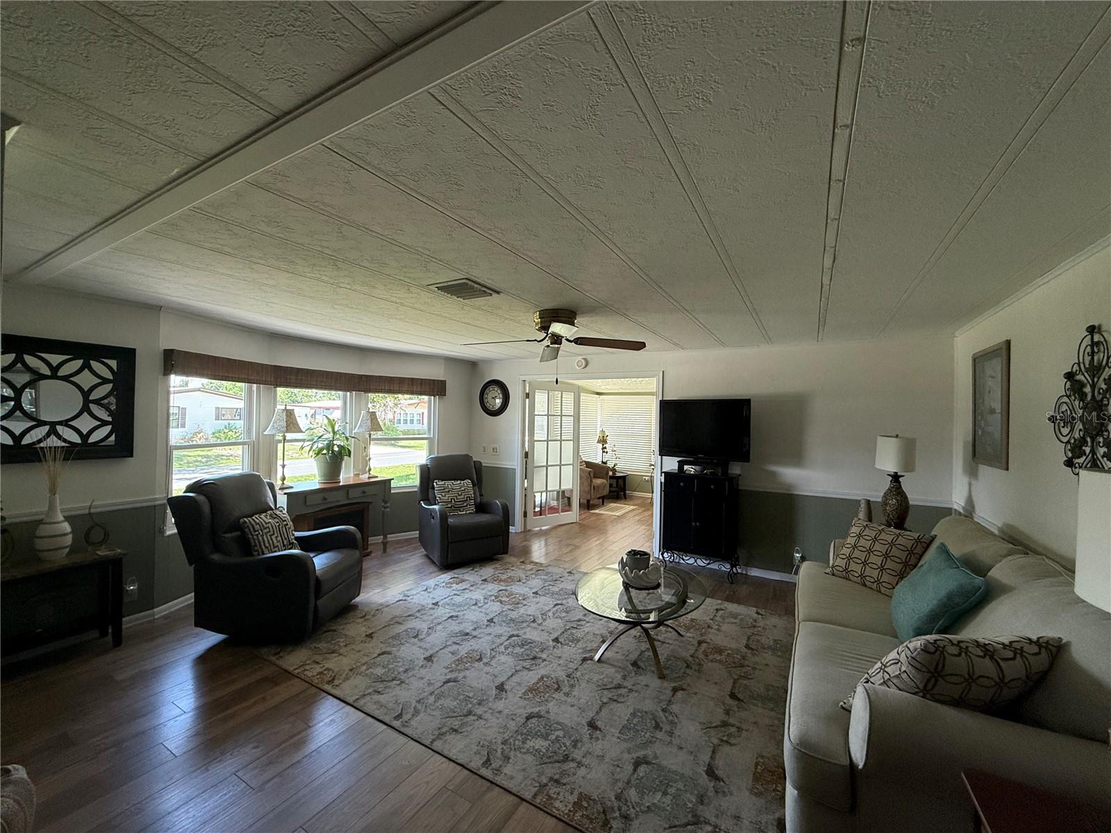 CONTINENTAL CC INC RESORTS - Residential