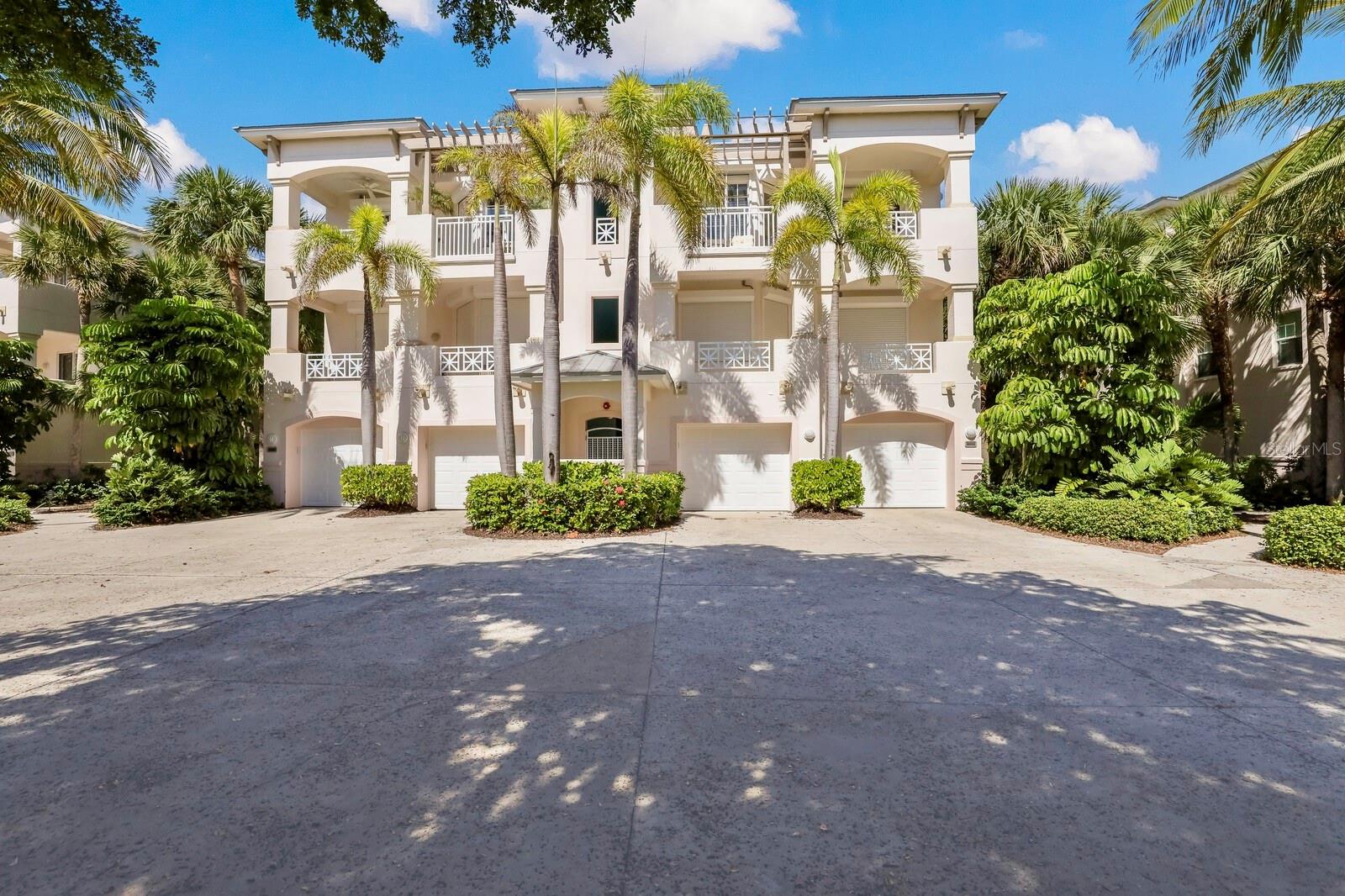 HARBORSIDE/BOCA BAY - Residential