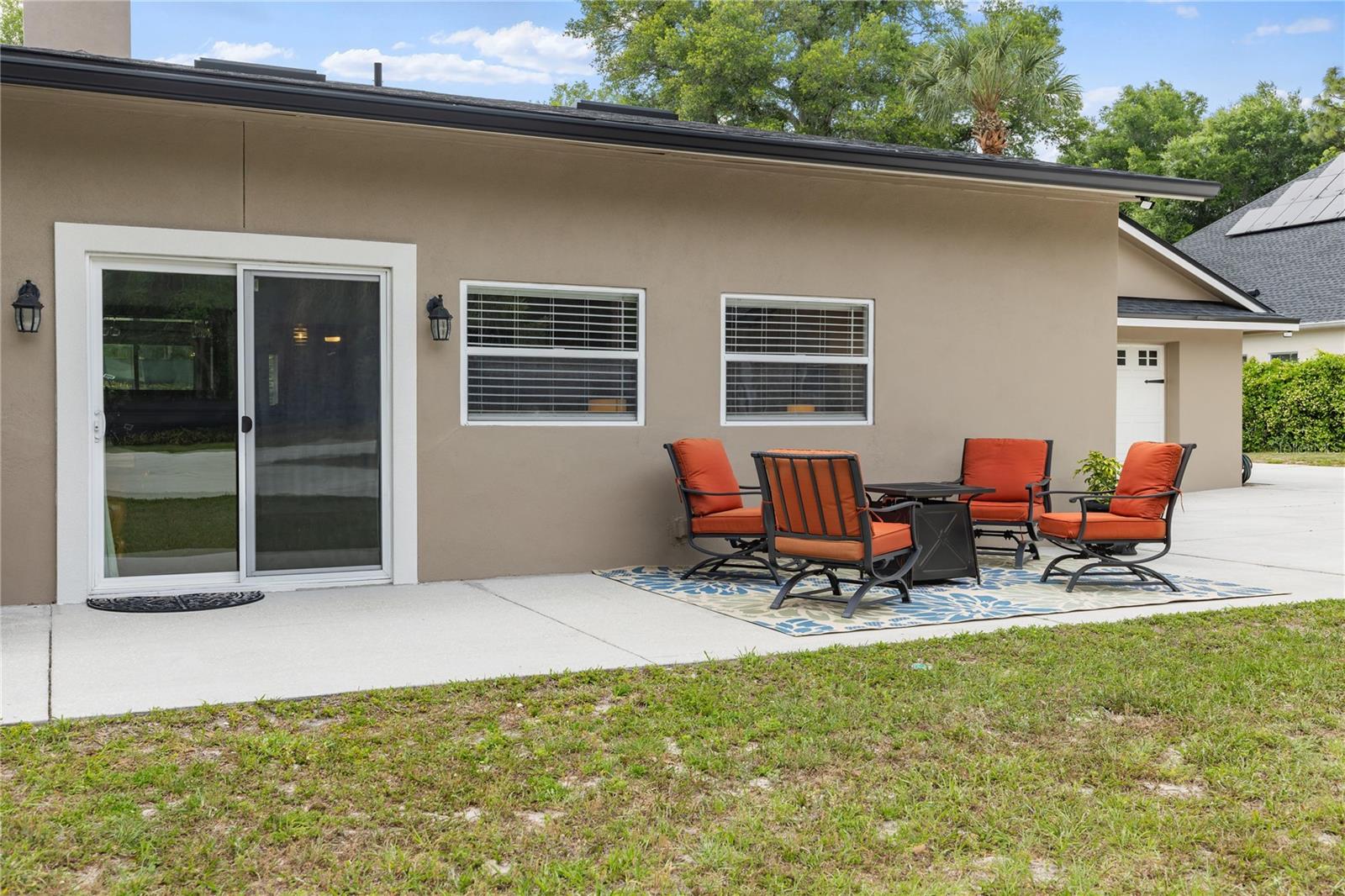DES PINAR ACRES - Residential
