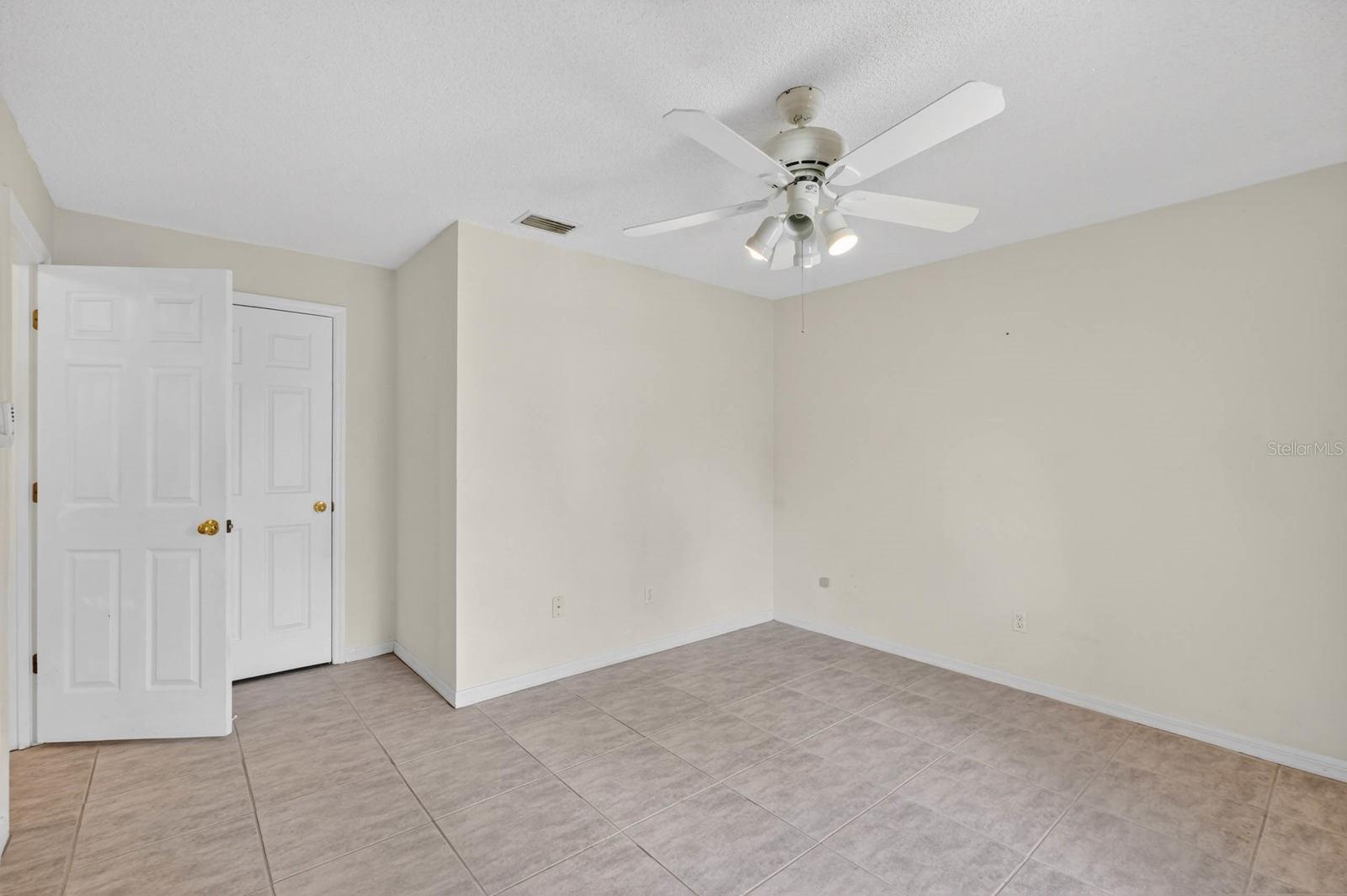 LYNNE GARDENS - Residential