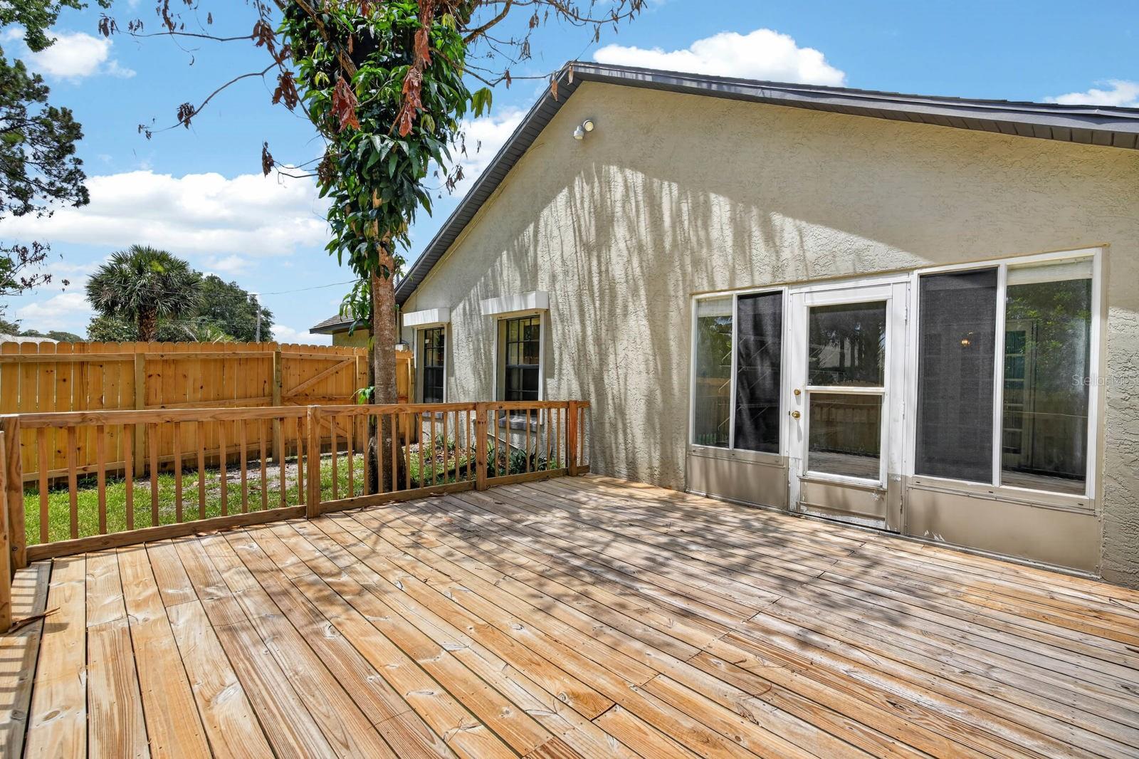 LYNNE GARDENS - Residential