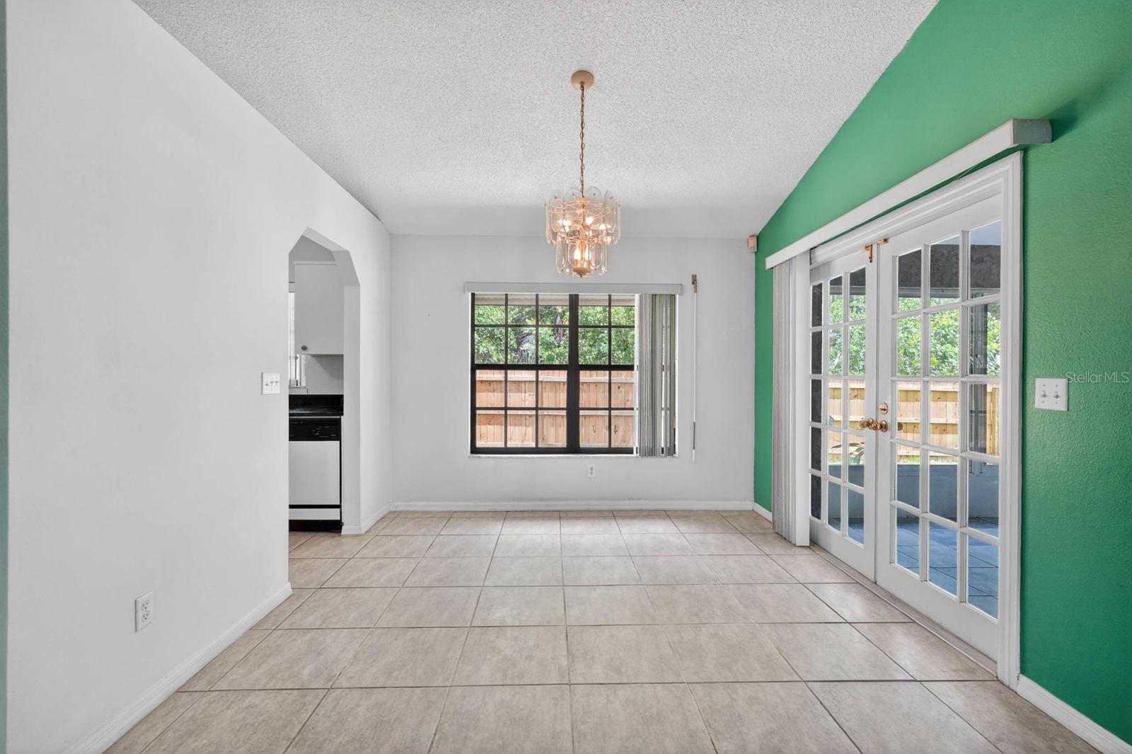 LYNNE GARDENS - Residential