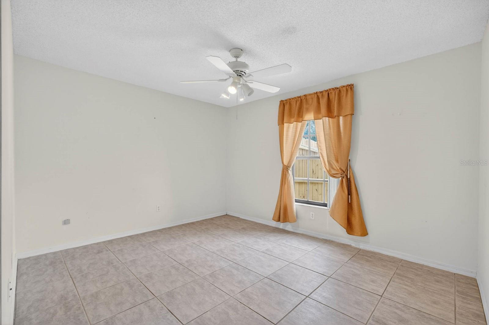 LYNNE GARDENS - Residential