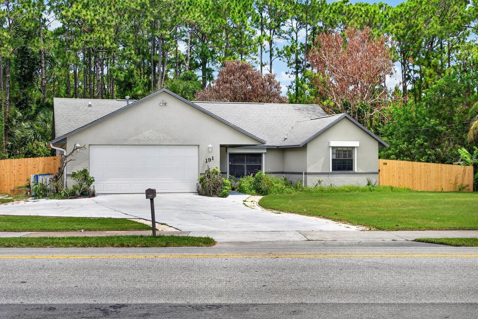 LYNNE GARDENS - Residential