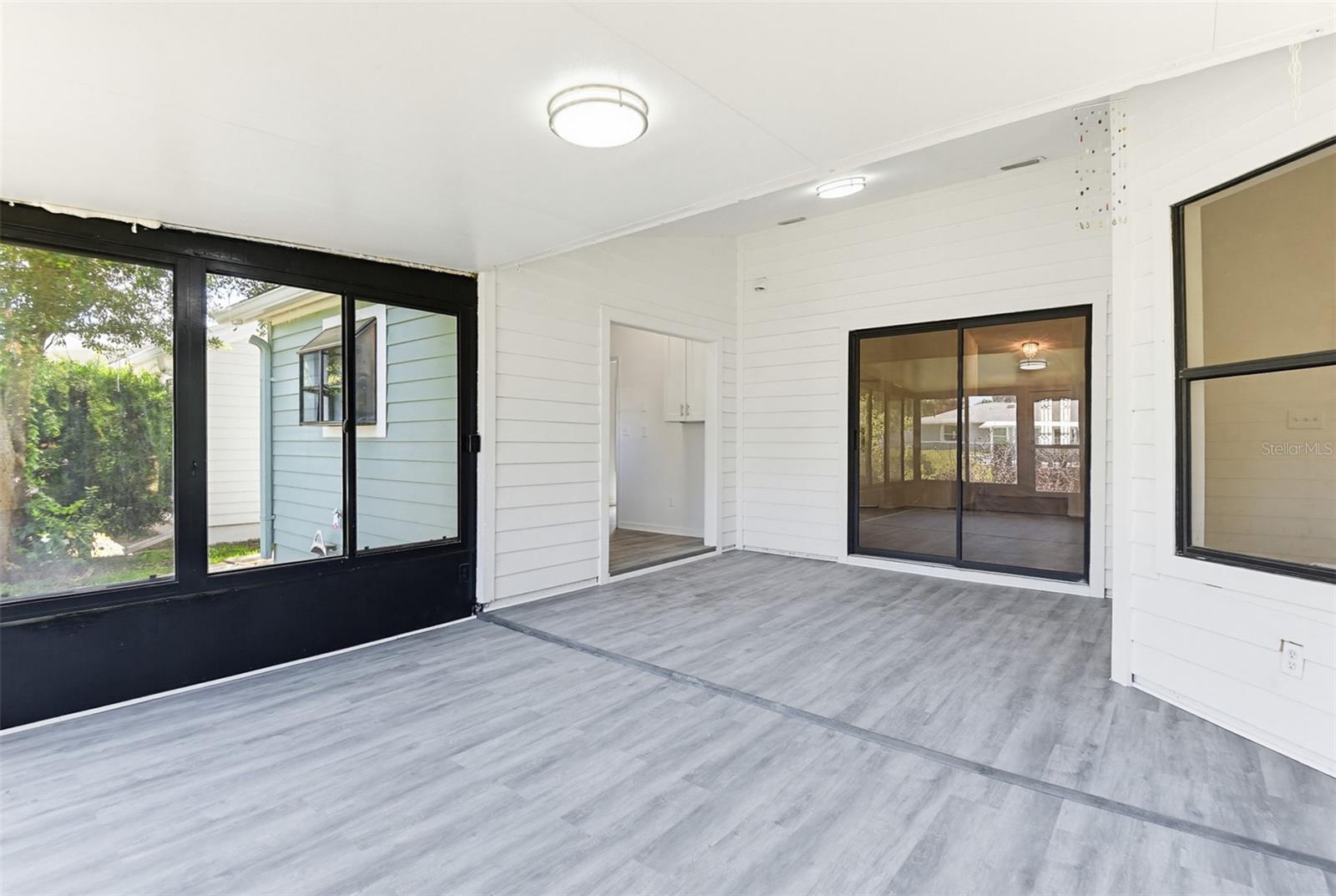 PINE ISLAND PH 01 - Residential