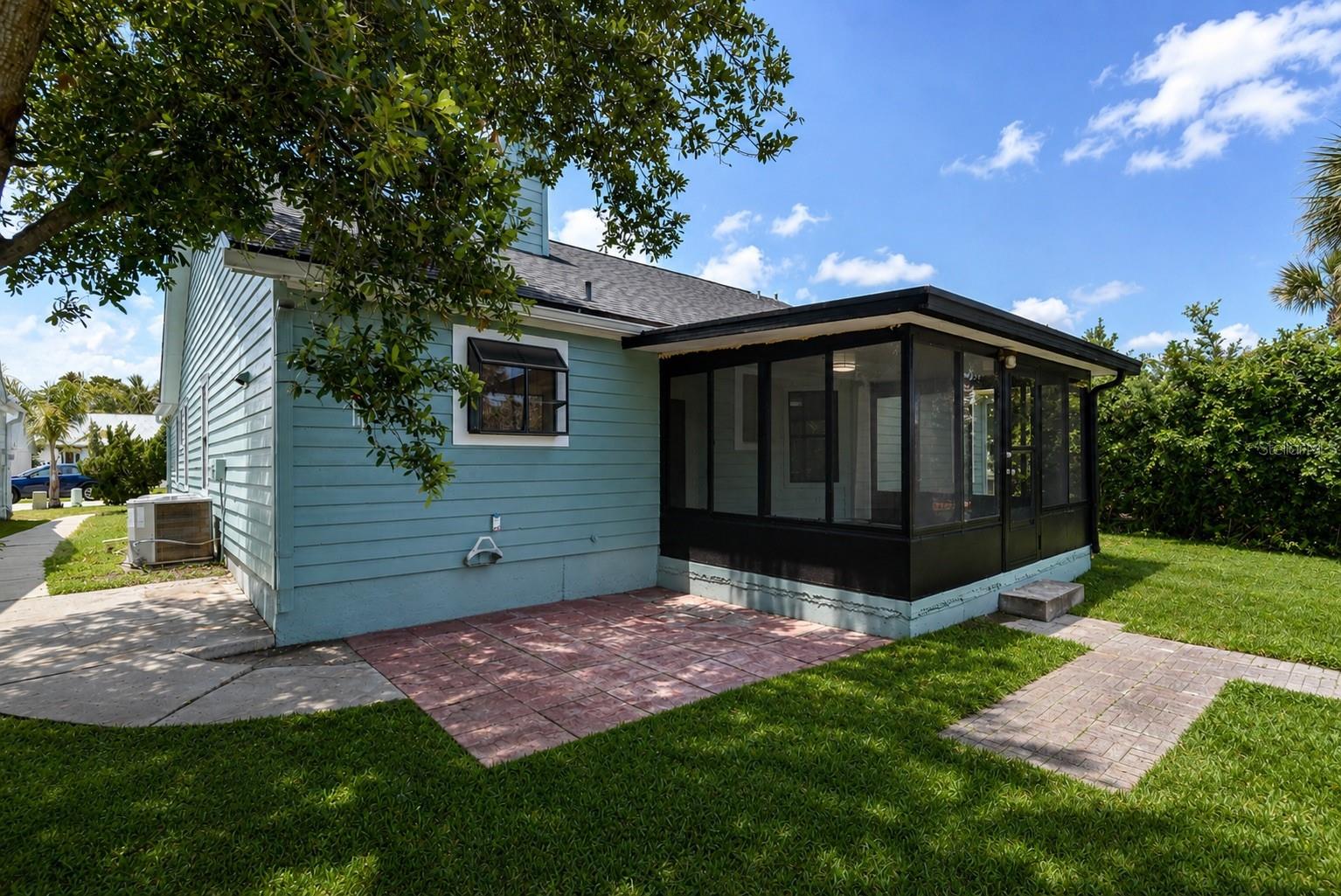 PINE ISLAND PH 01 - Residential