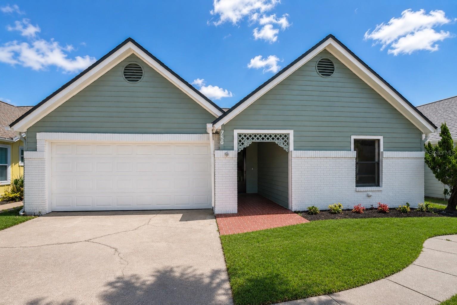 Beautifully updated 3-bedroom, 2-bath home in an established New Smyrna Beach neighborhood! This move-in-ready home features a stylish kitchen with quartz countertops, stainless steel appliances, updated finishes, and a bright, open living space. A brand-new roof adds peace of mind, making this home an exceptional value. Conveniently located near shopping, dining, golf, parks, and just minutes from New Smyrna Beach. Don't miss this opportunity to own a beautifully updated home in a great location!
Some photos have been virtually staged to illustrate the home's potential. Furnishings shown are not included in the sale.