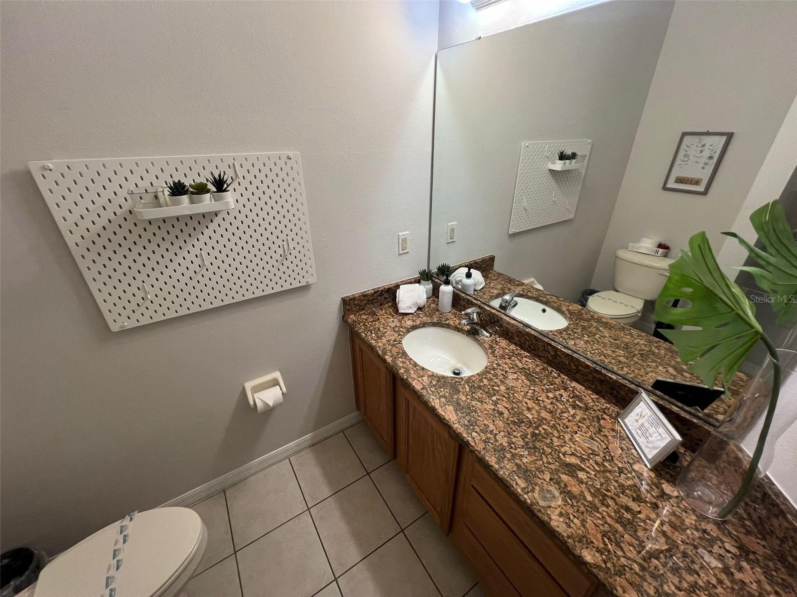ENCANTADA PH 1 - Residential