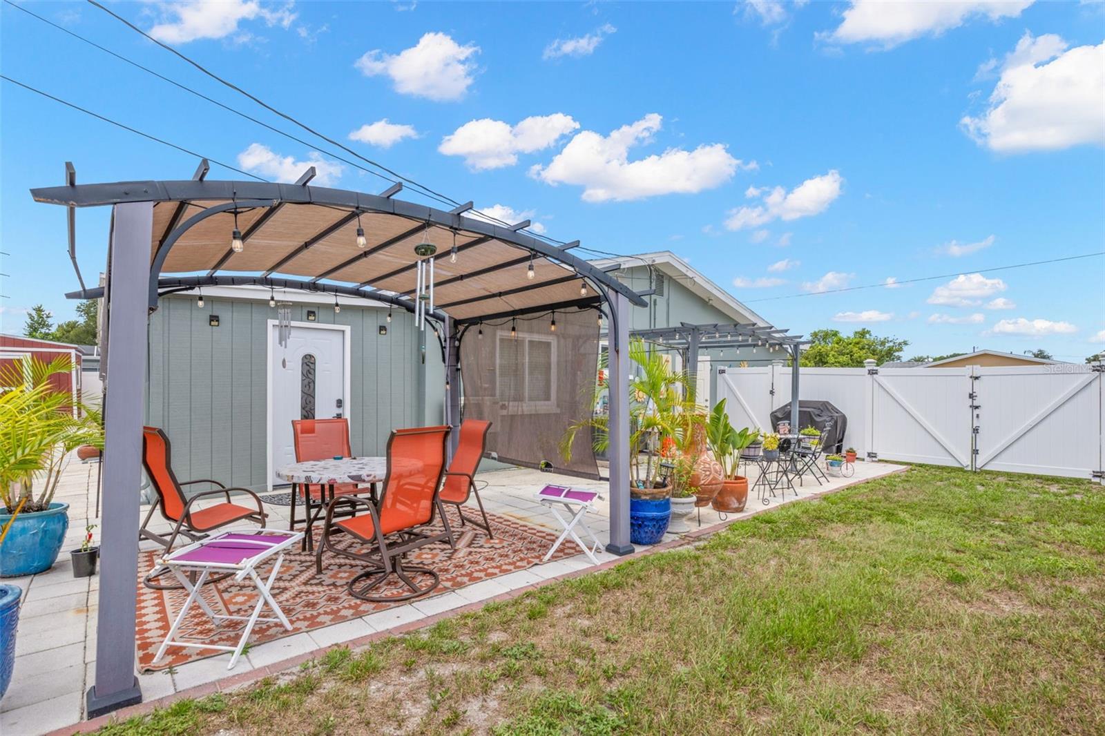 CURLEW CITY - Residential