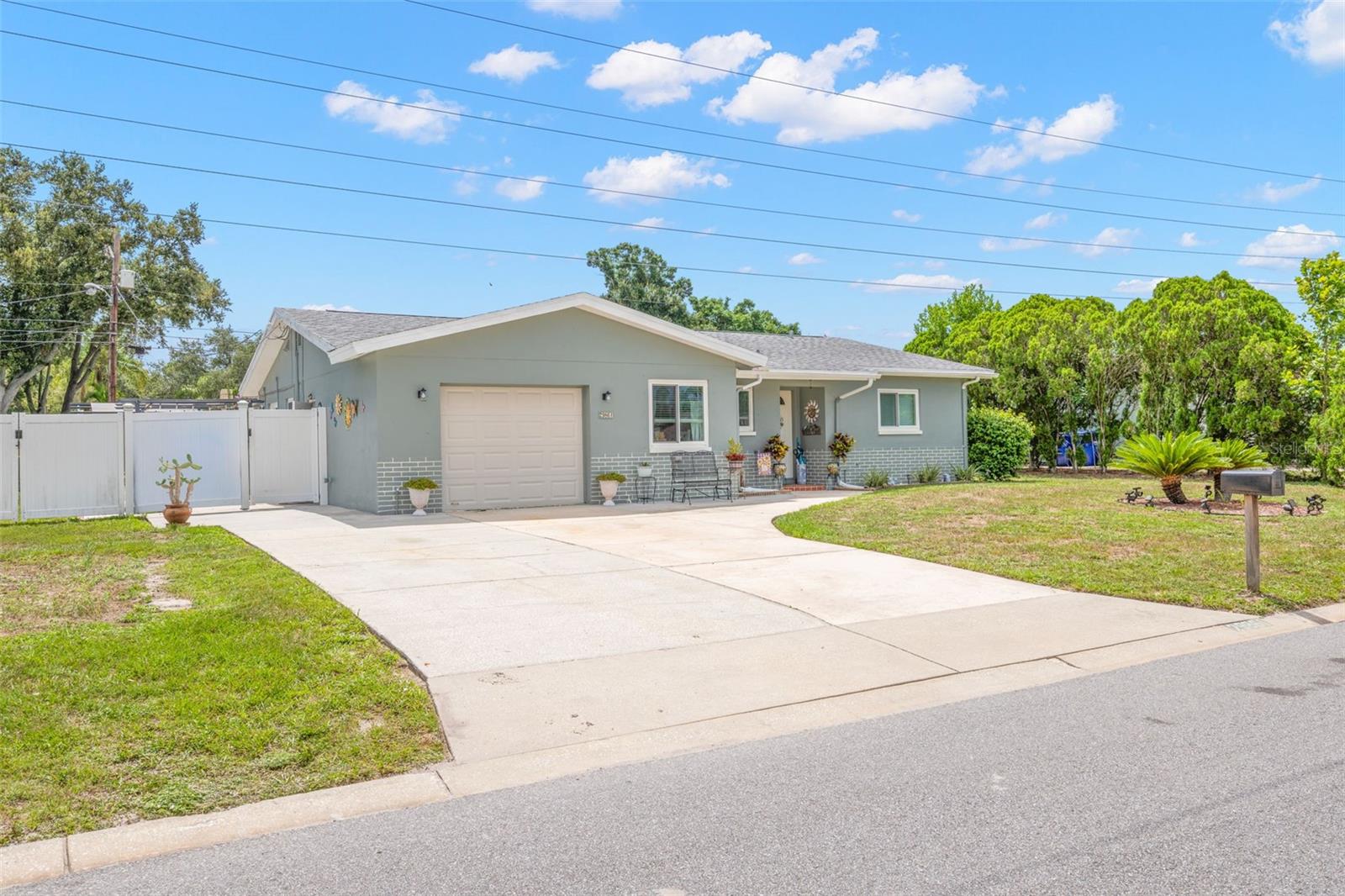 CURLEW CITY - Residential