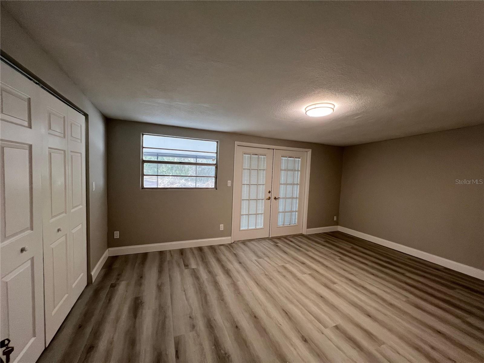 GREENWOOD ACRES 1ST ADD - Residential Lease