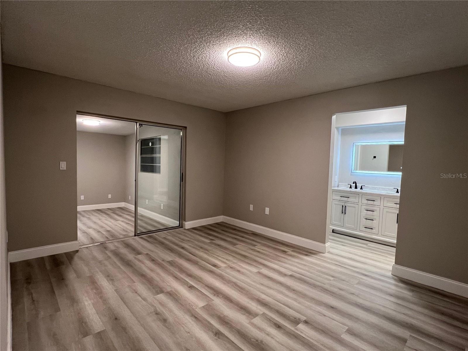 GREENWOOD ACRES 1ST ADD - Residential Lease
